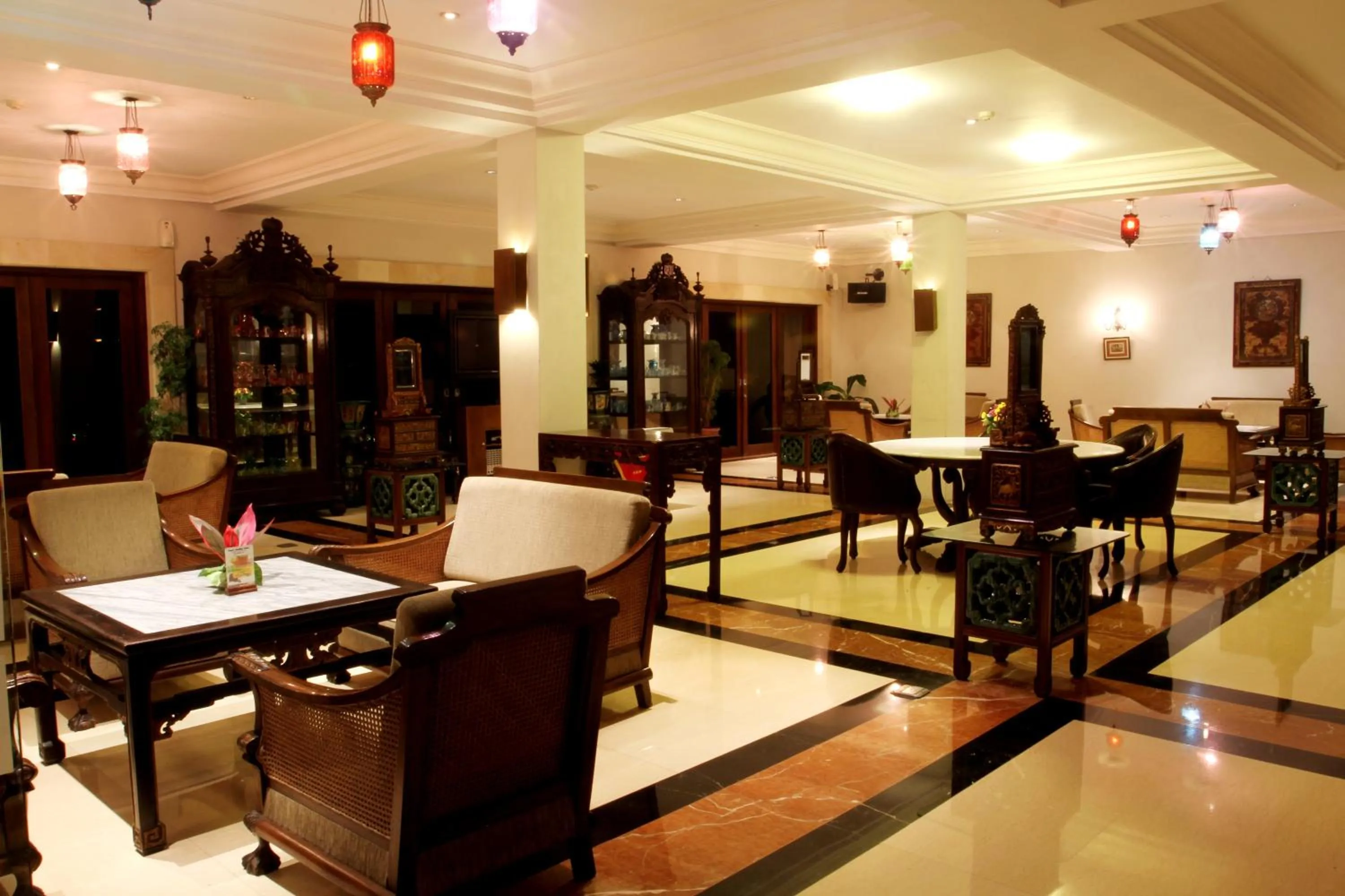 Lounge or bar in Laras Asri Resort & Spa