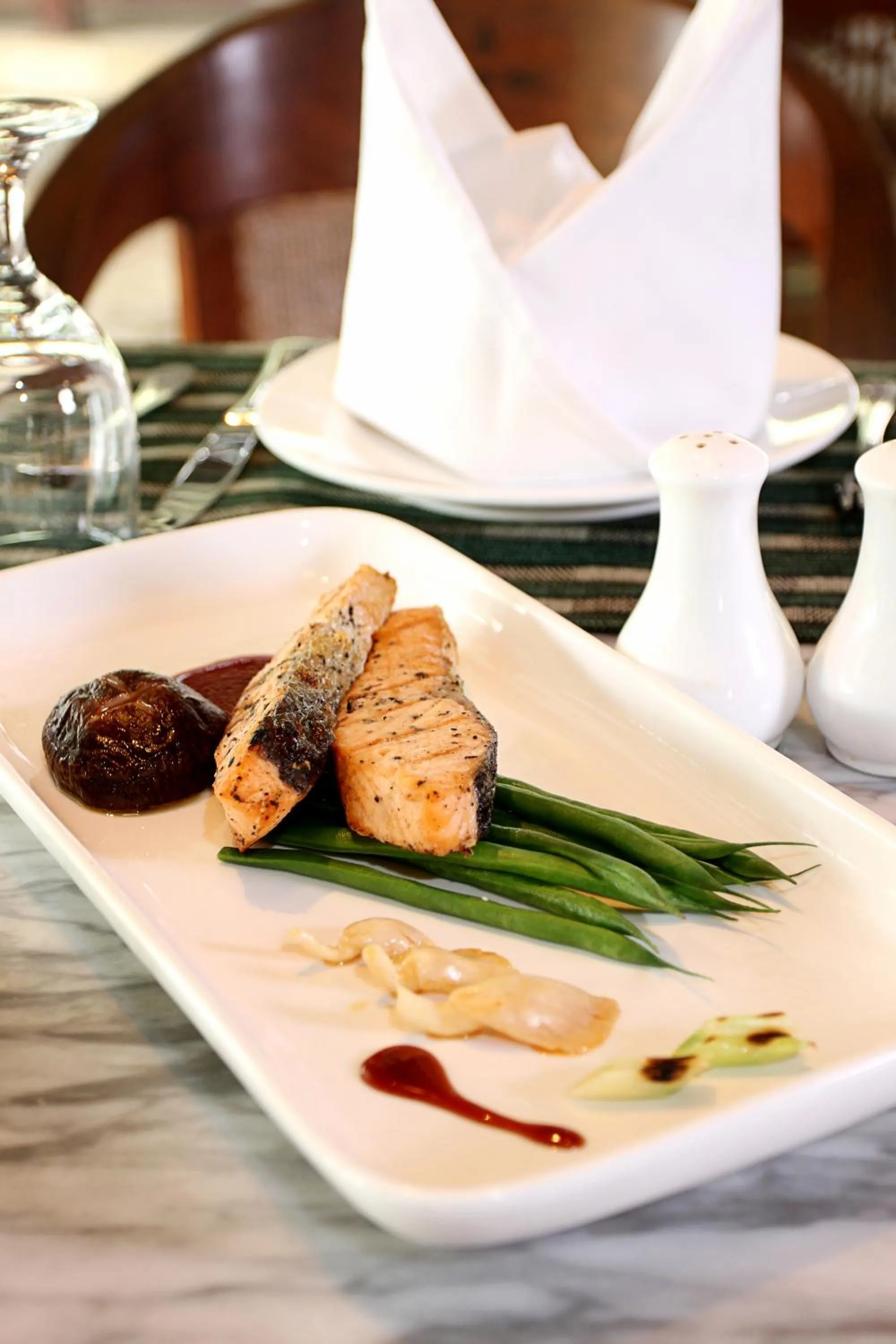 Food and drinks in Laras Asri Resort & Spa