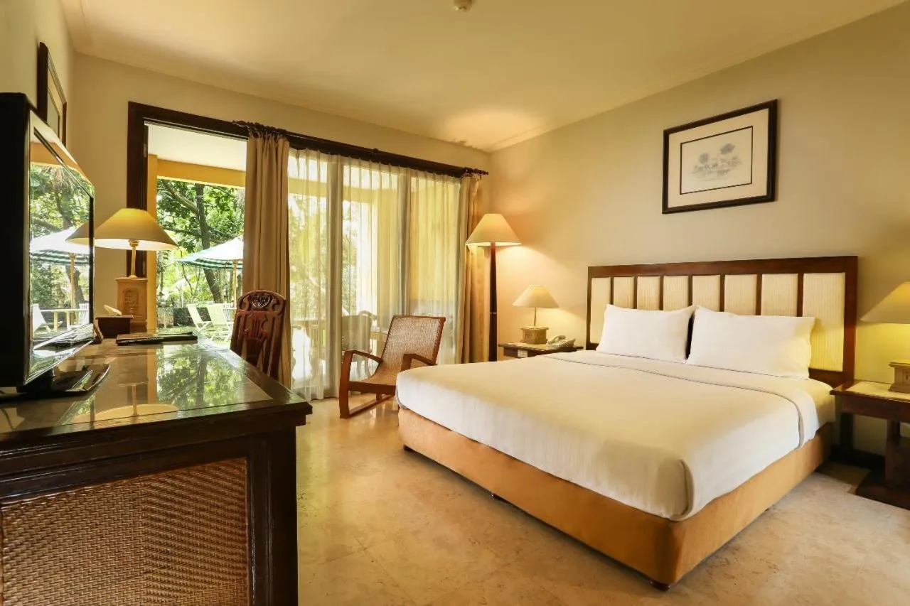 Photo of the whole room, Bed in Laras Asri Resort & Spa