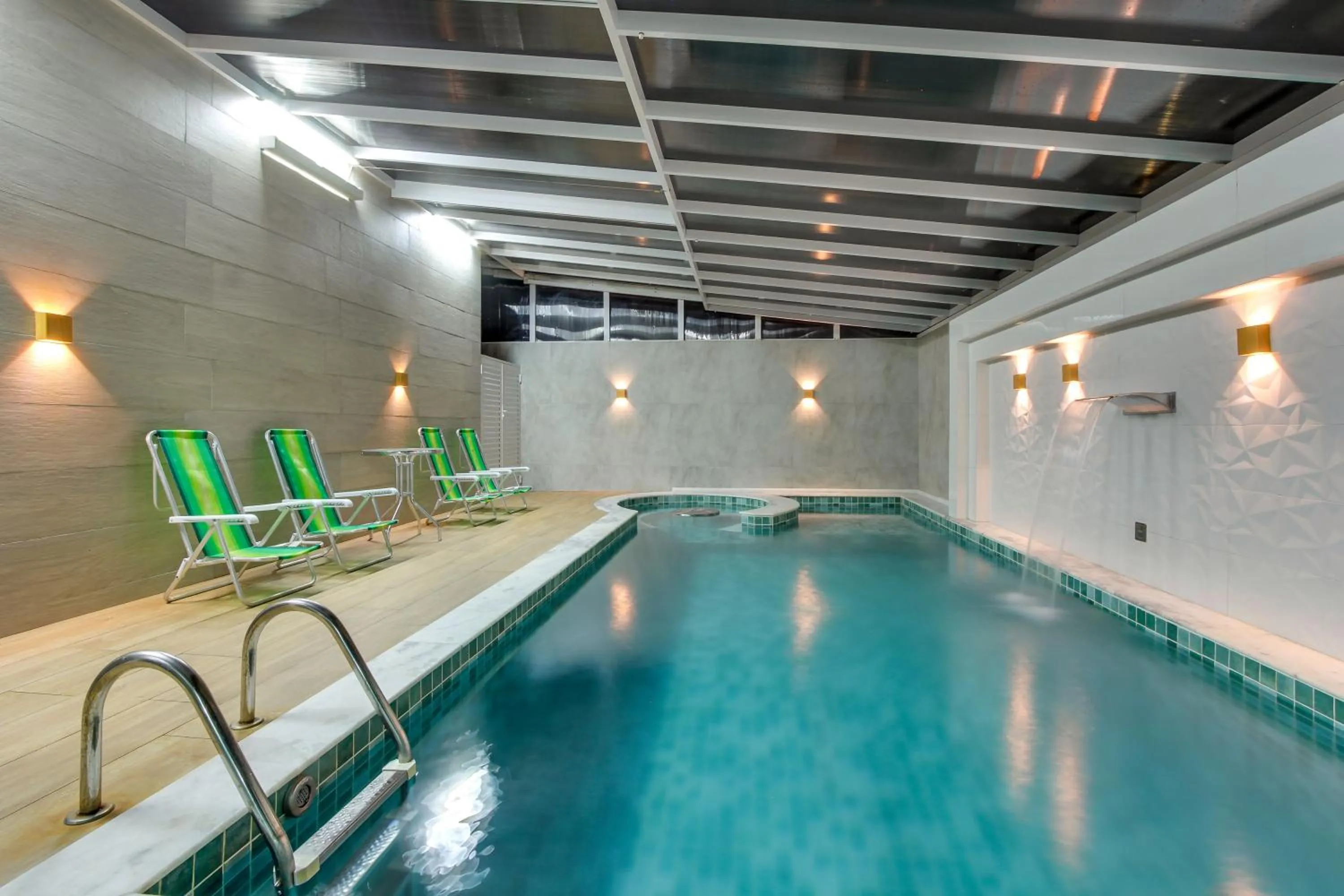 Swimming pool in Flat Gean Guilherme - Canasvieiras