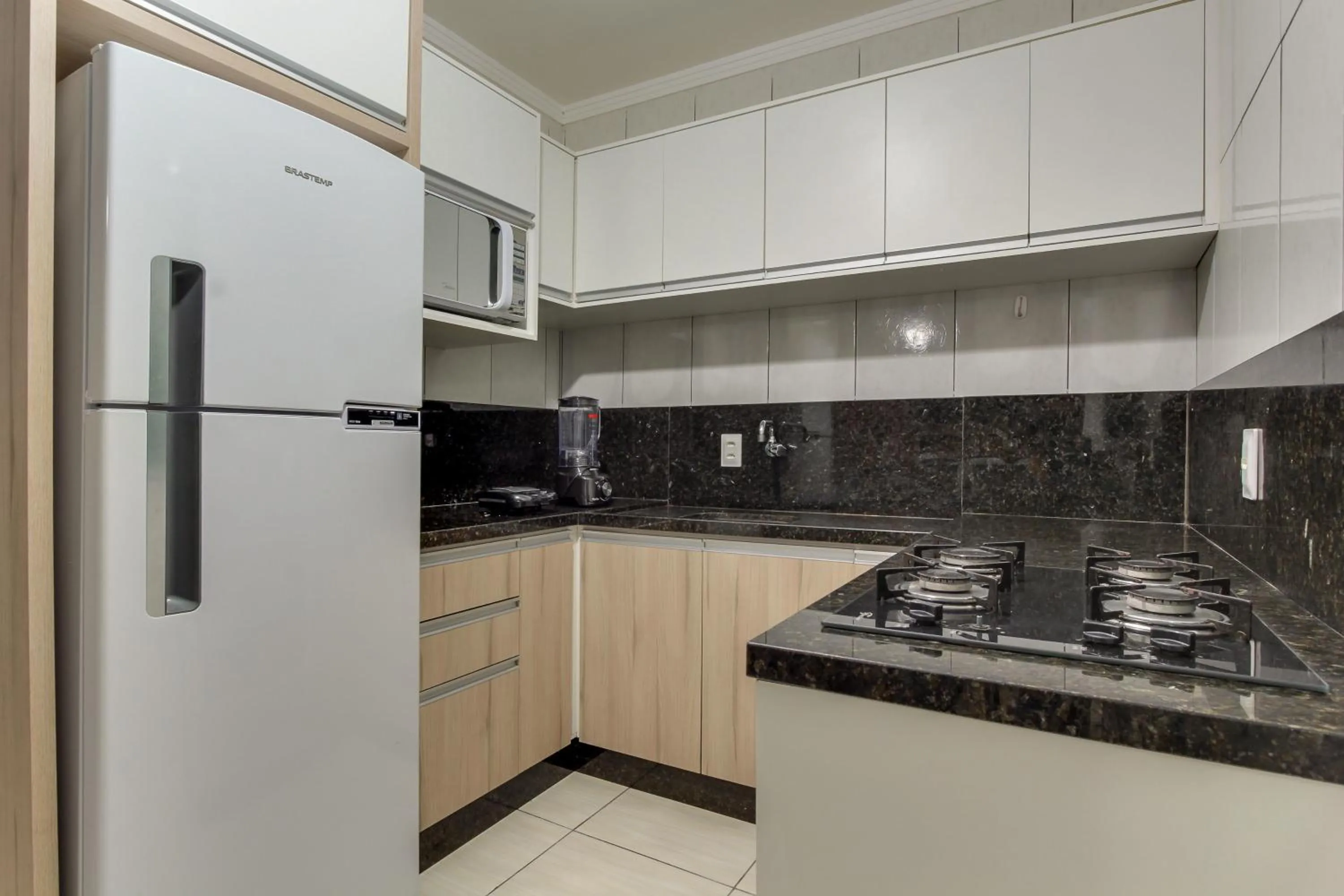 Kitchen or kitchenette in Flat Gean Guilherme - Canasvieiras