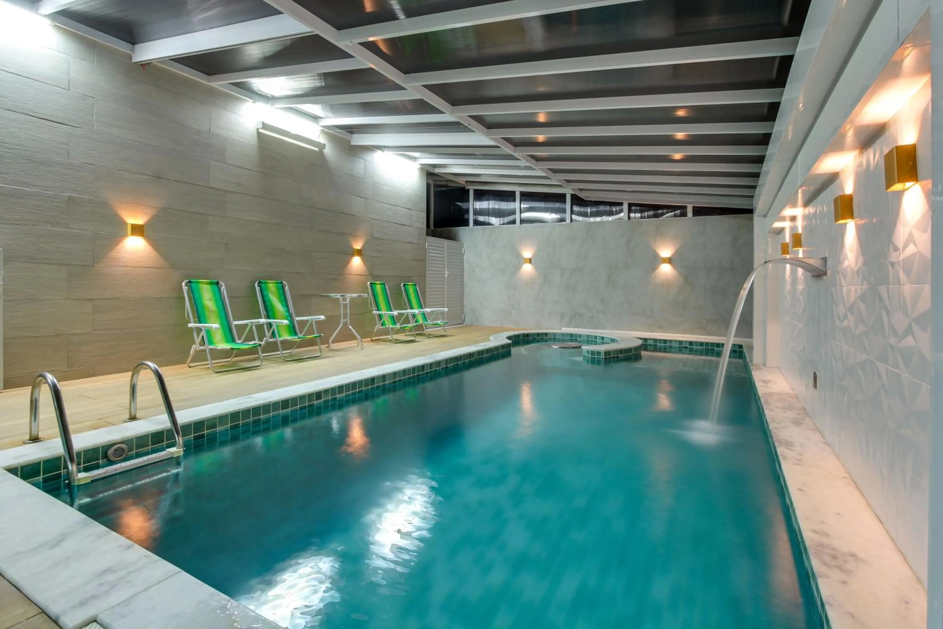 Swimming pool in Flat Gean Guilherme - Canasvieiras