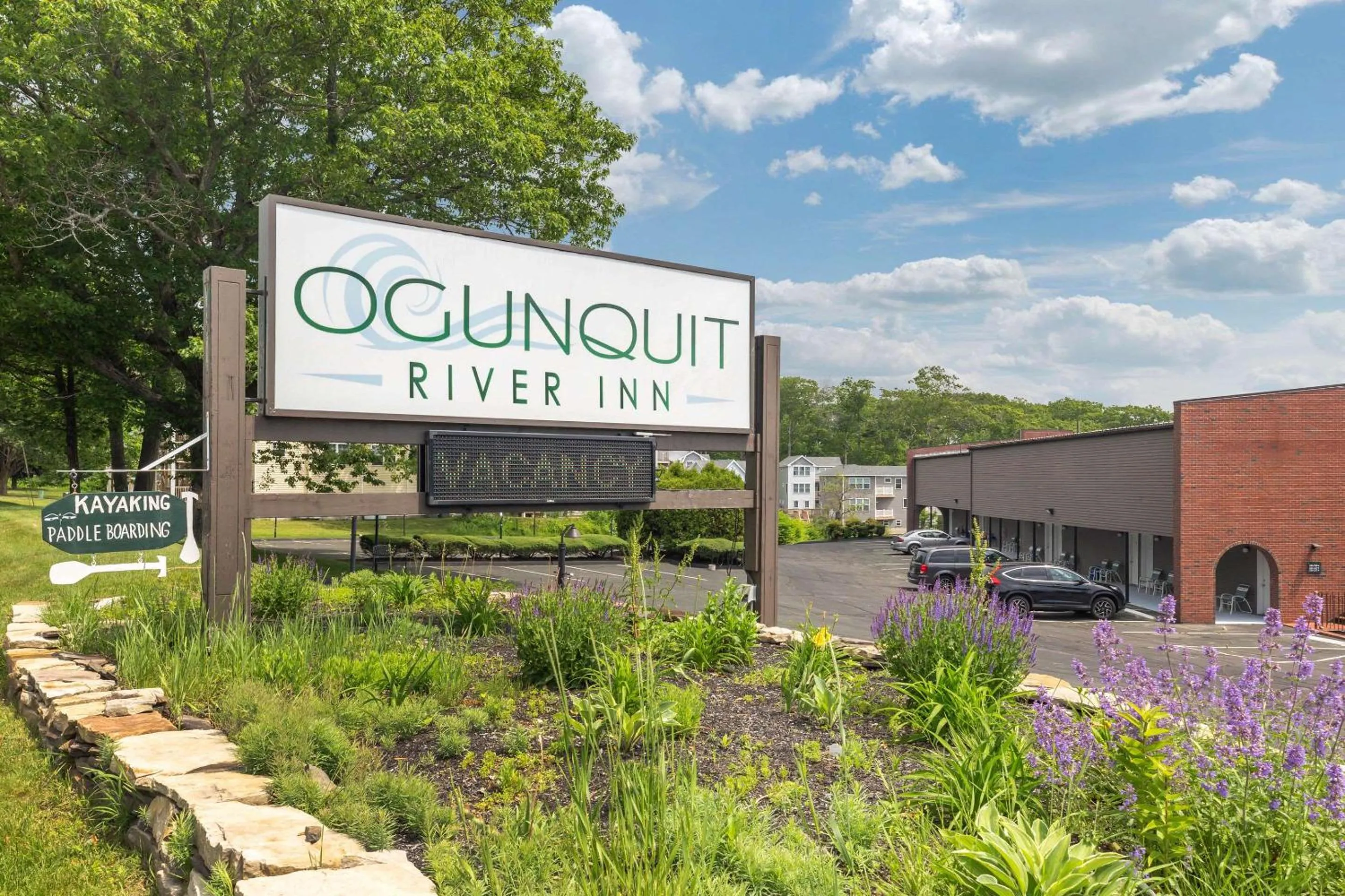 Property building in Ogunquit River Inn & Suites