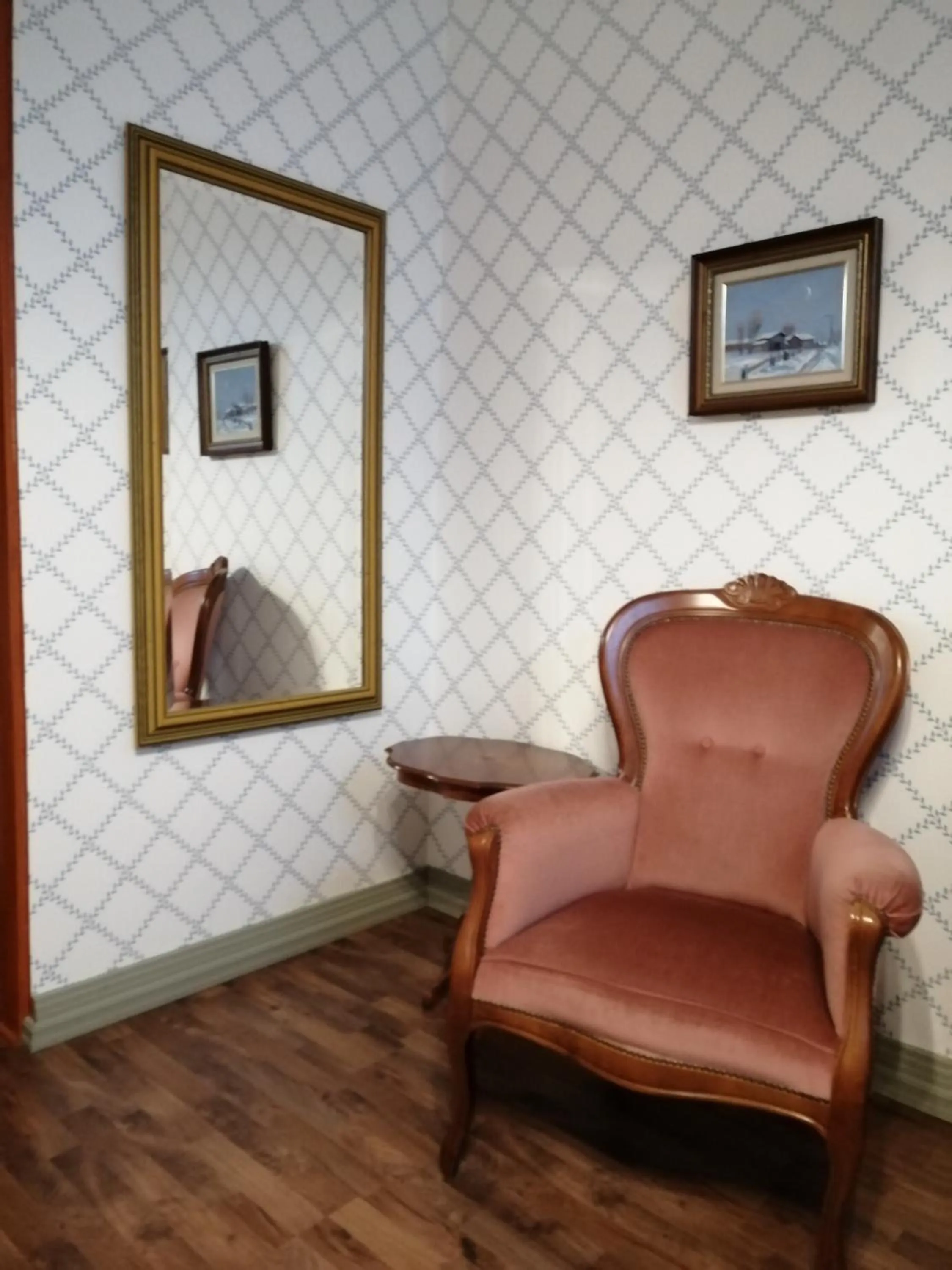 Decorative detail in Mäntyluodon Hotelli