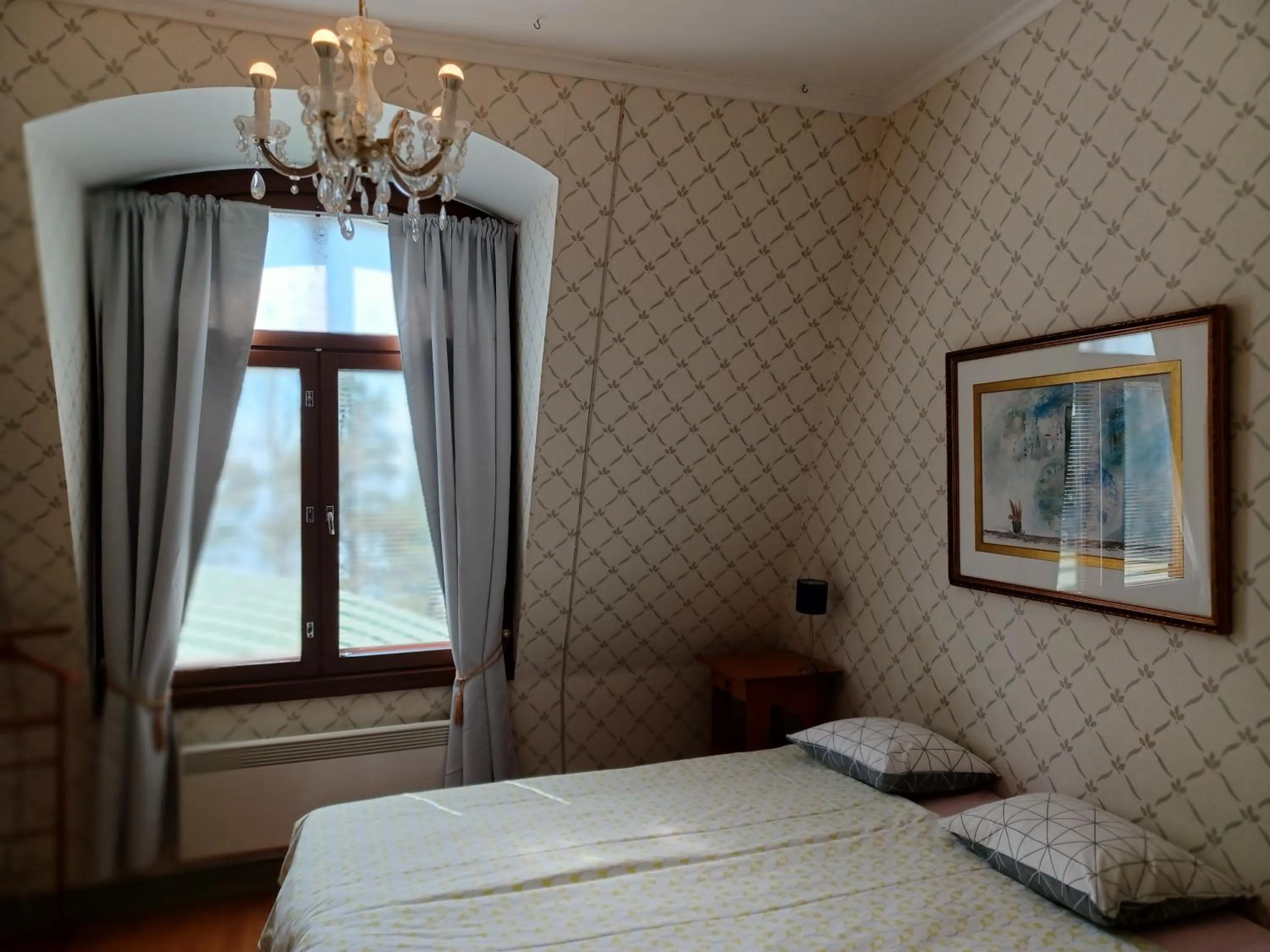 Bed in Mäntyluodon Hotelli