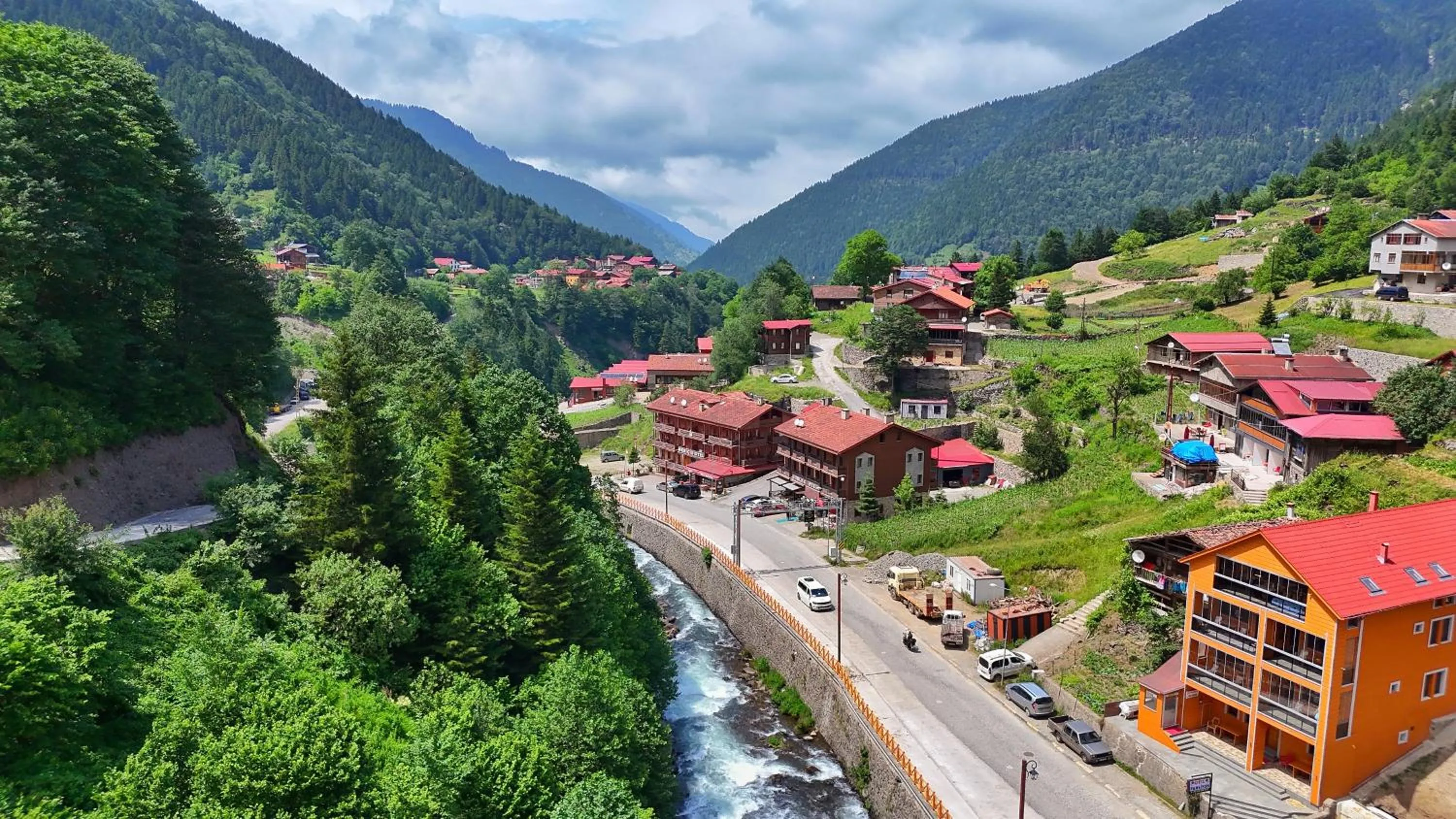 Property building in Goblec Otel