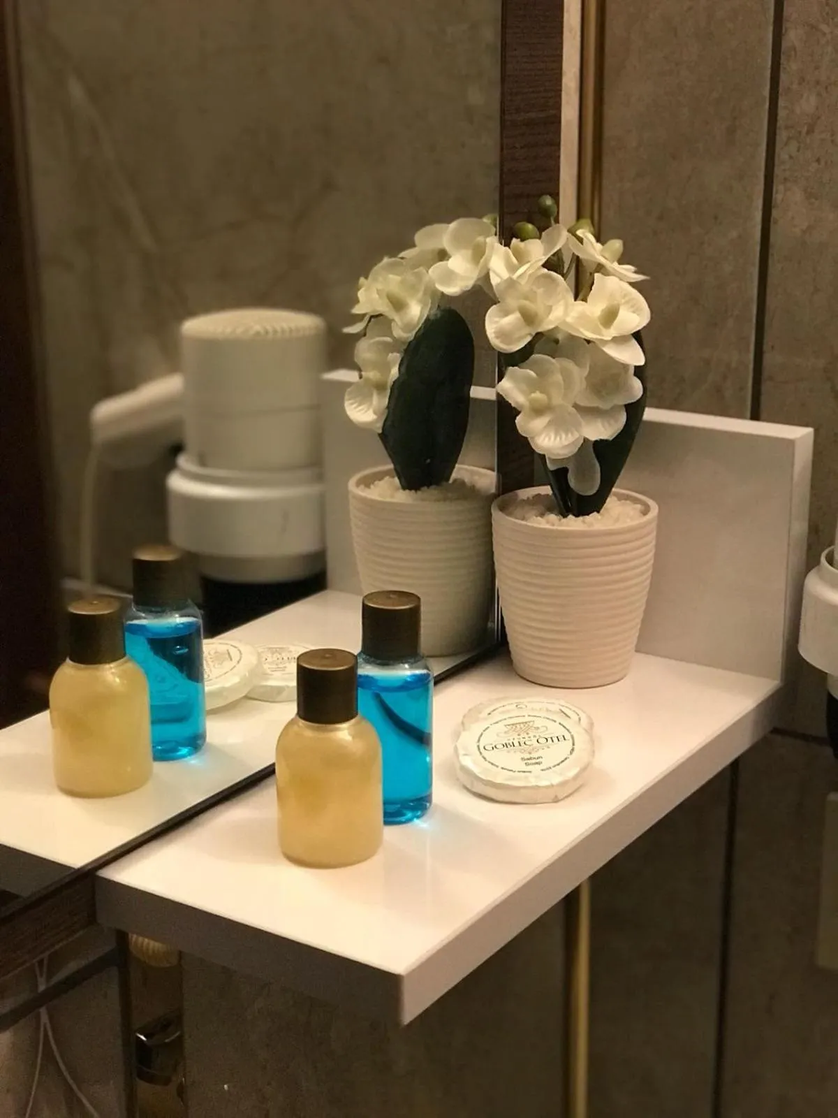 Decorative detail in Goblec Hotel & Bungalow