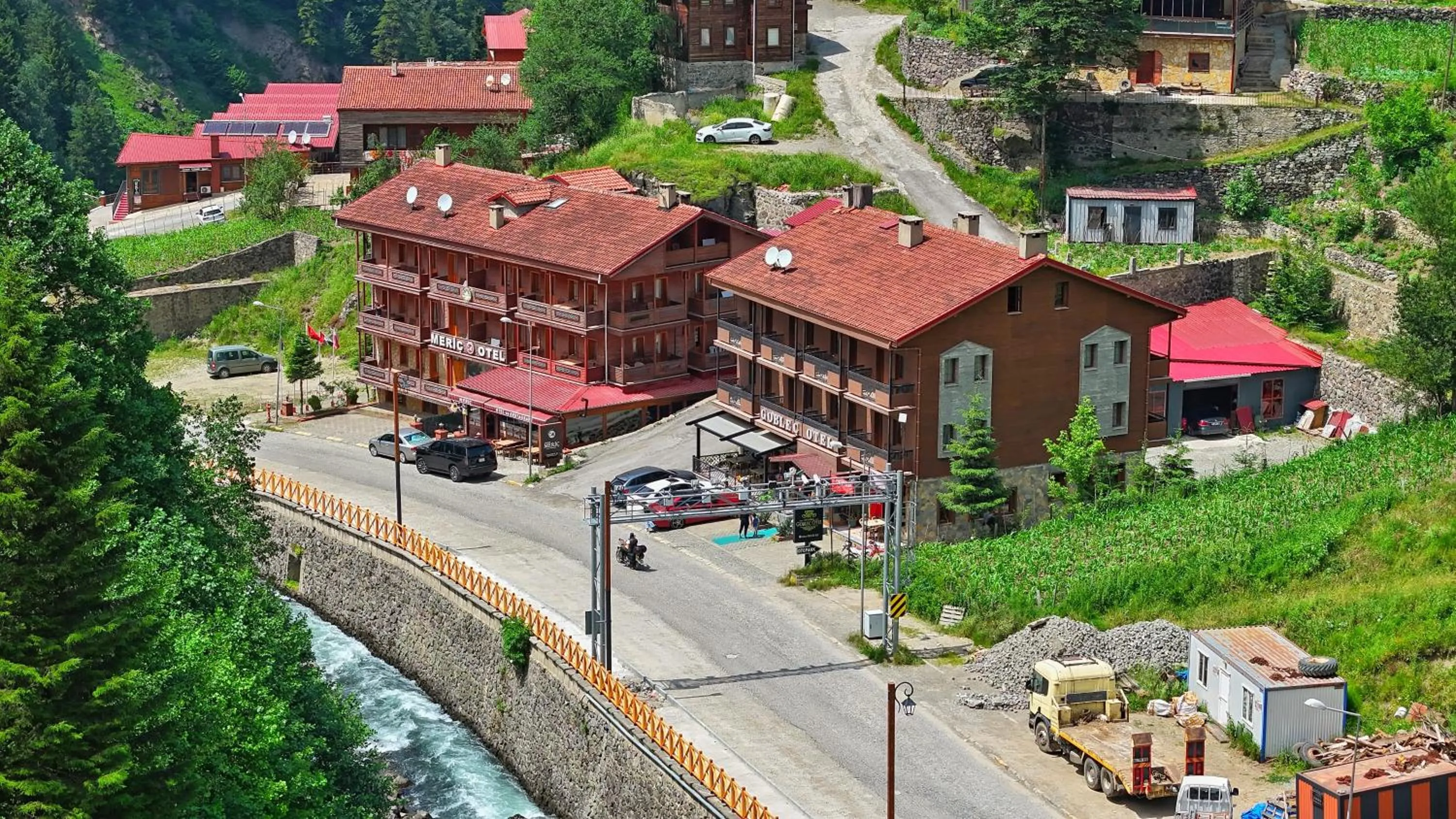 Property building in Goblec Otel