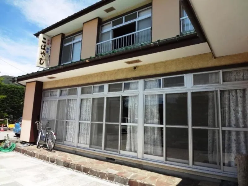 Facade/entrance in Minshuku Kobayashi