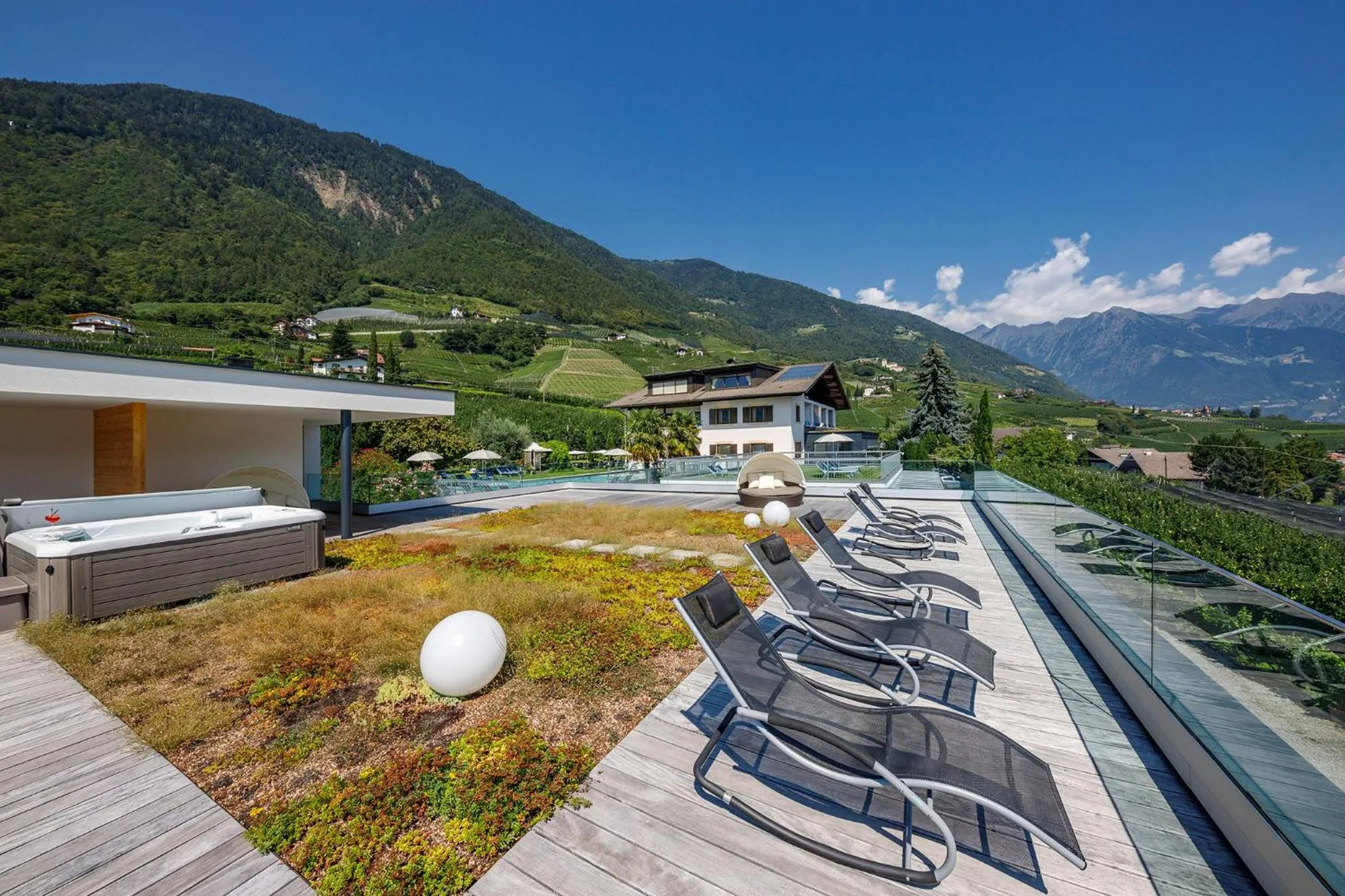 Garden in Hotel Törggelehof