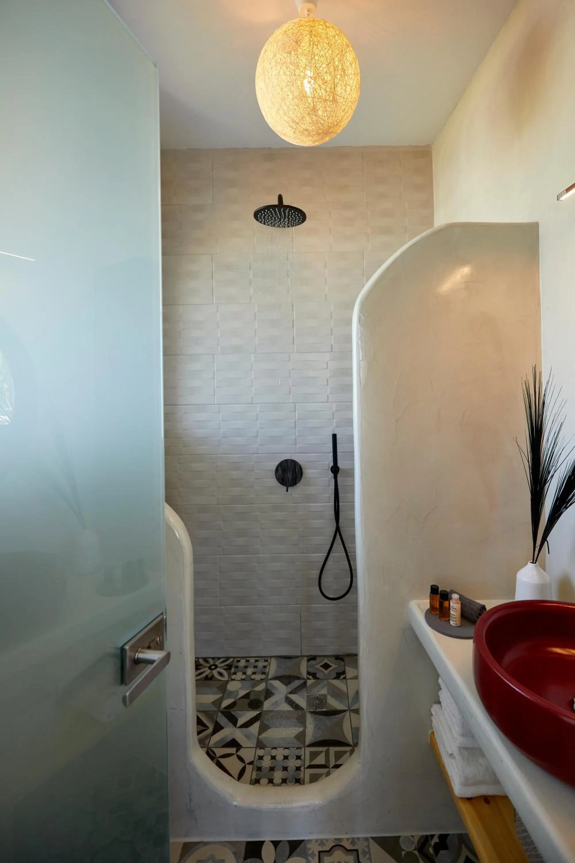 Shower in Blue Sea Hotel