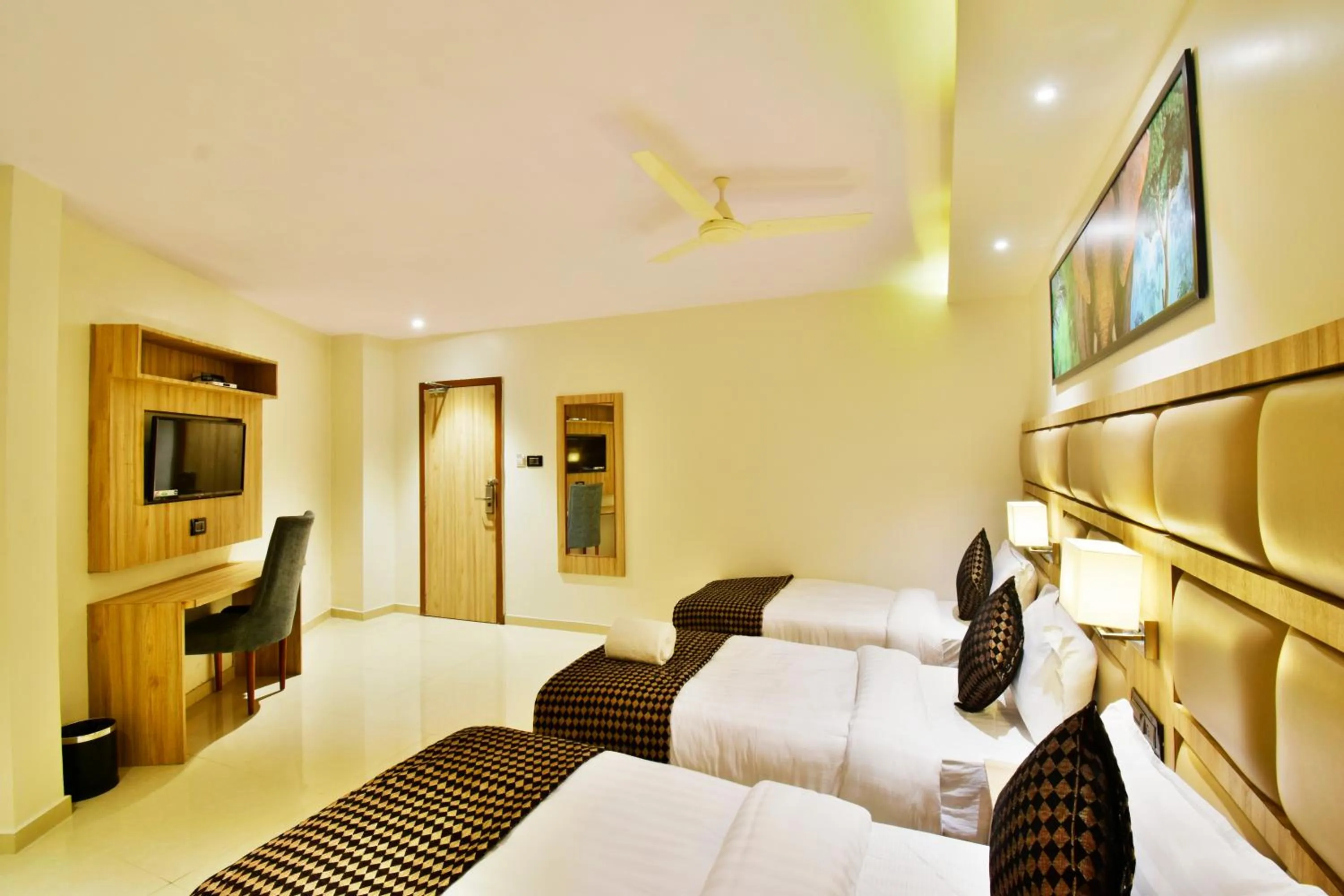 Bedroom, Bed in Aura One Hotel