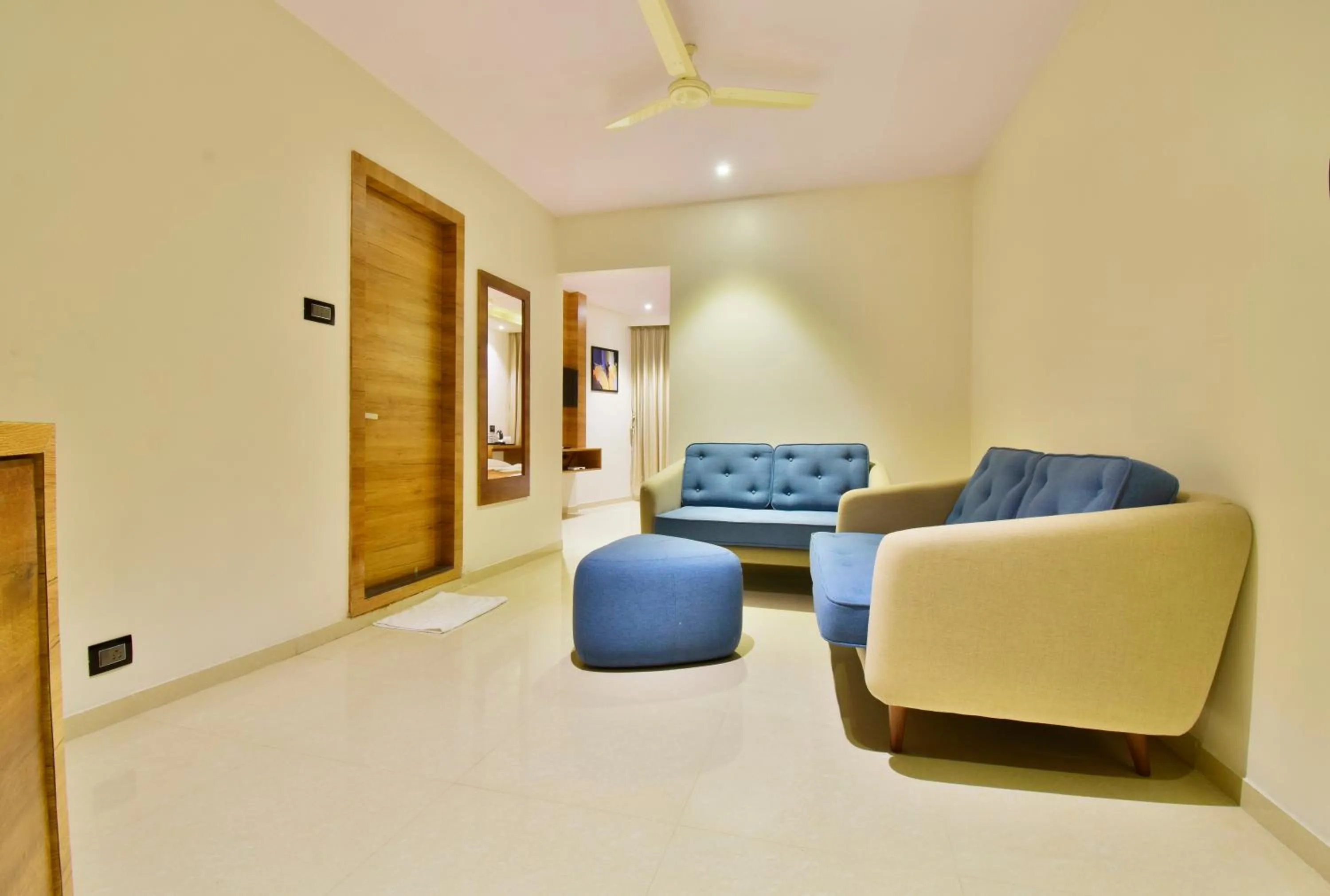 Living room in Aura One Hotel