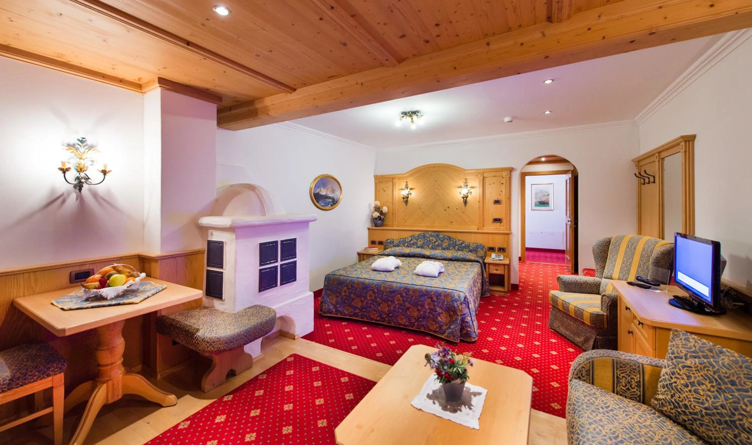 Photo of the whole room, Bed in Alpen Hotel Corona