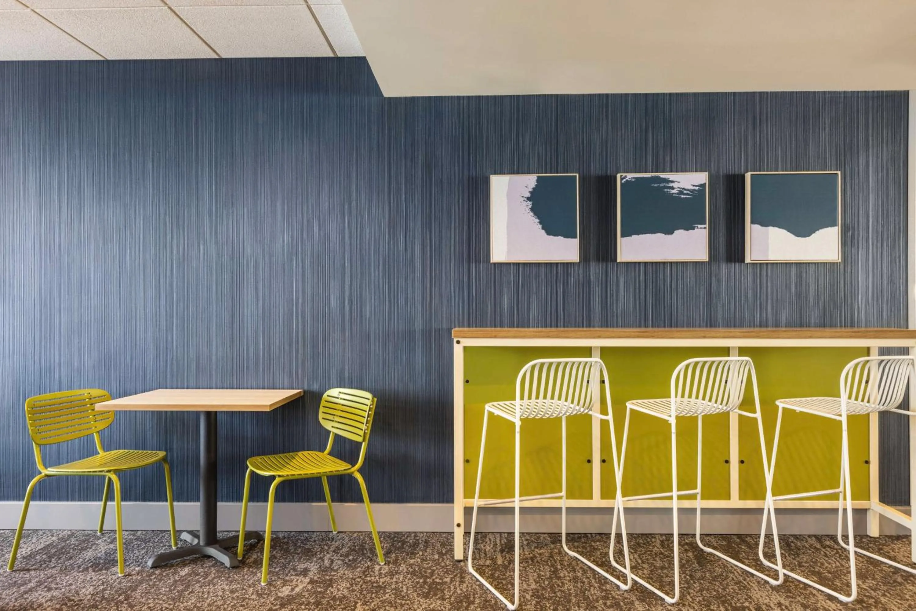 Breakfast in Spark By Hilton Germantown Washington Dc North