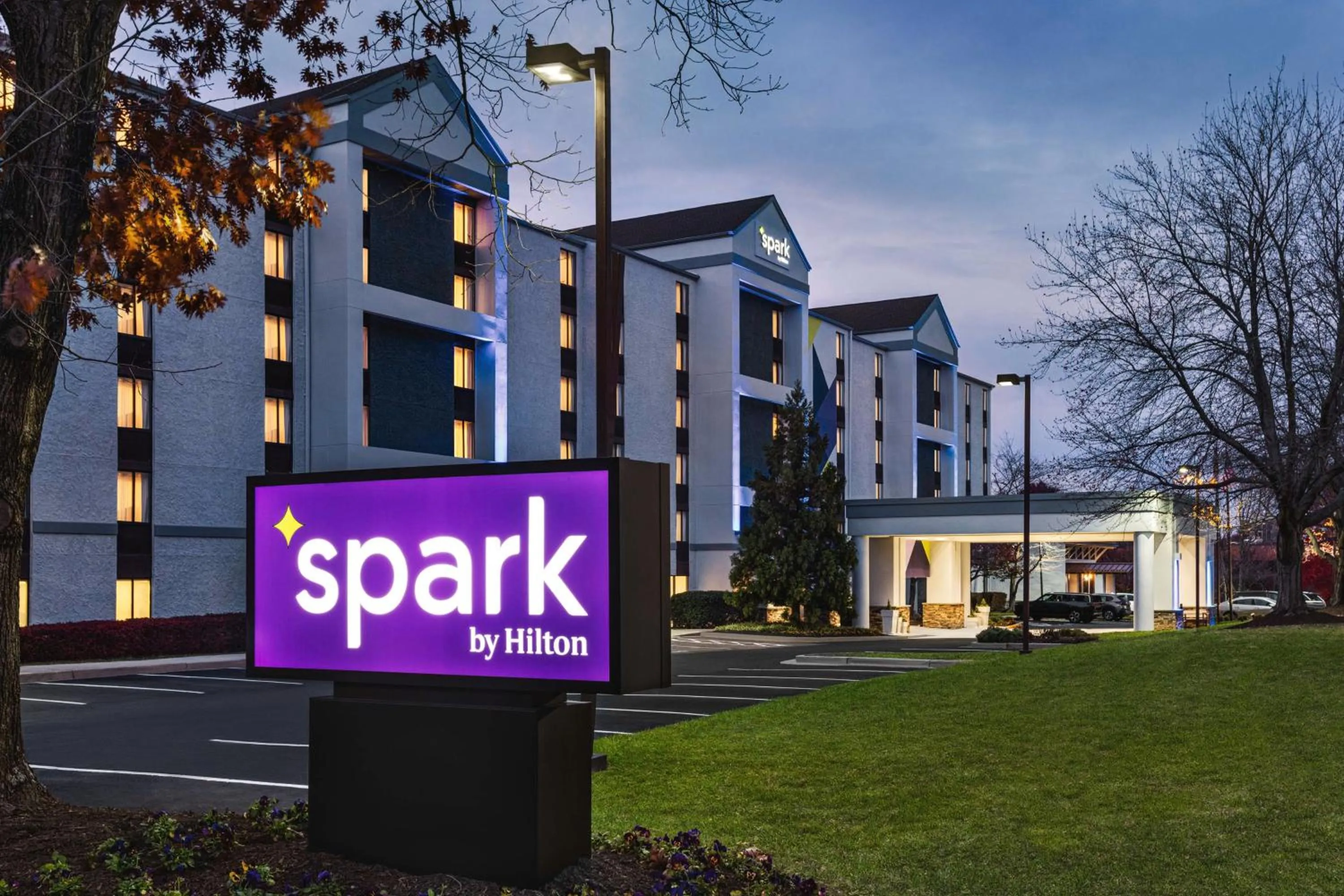 Property building in Spark By Hilton Germantown Washington Dc North