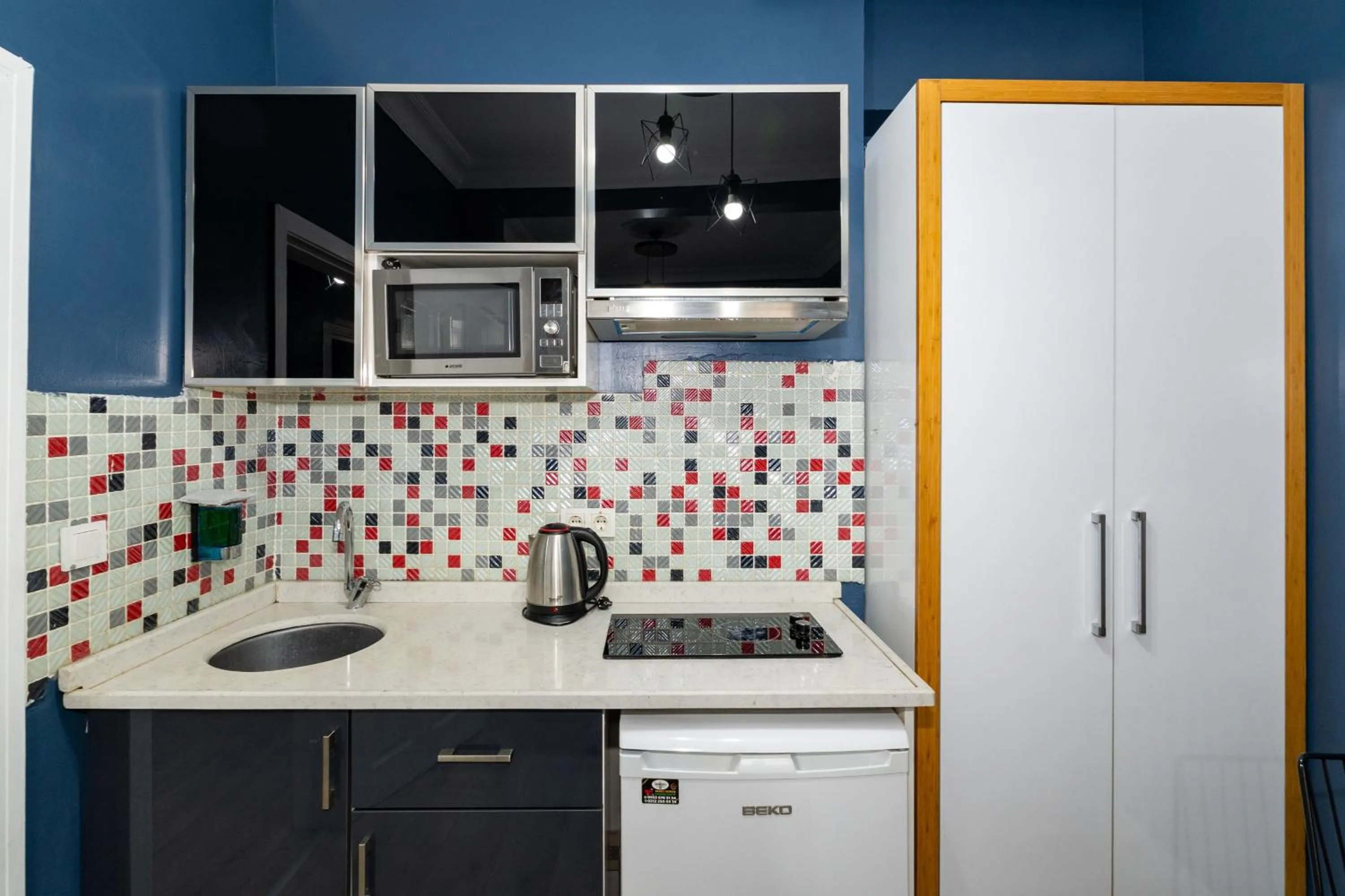 Kitchen or kitchenette in Butterfly House