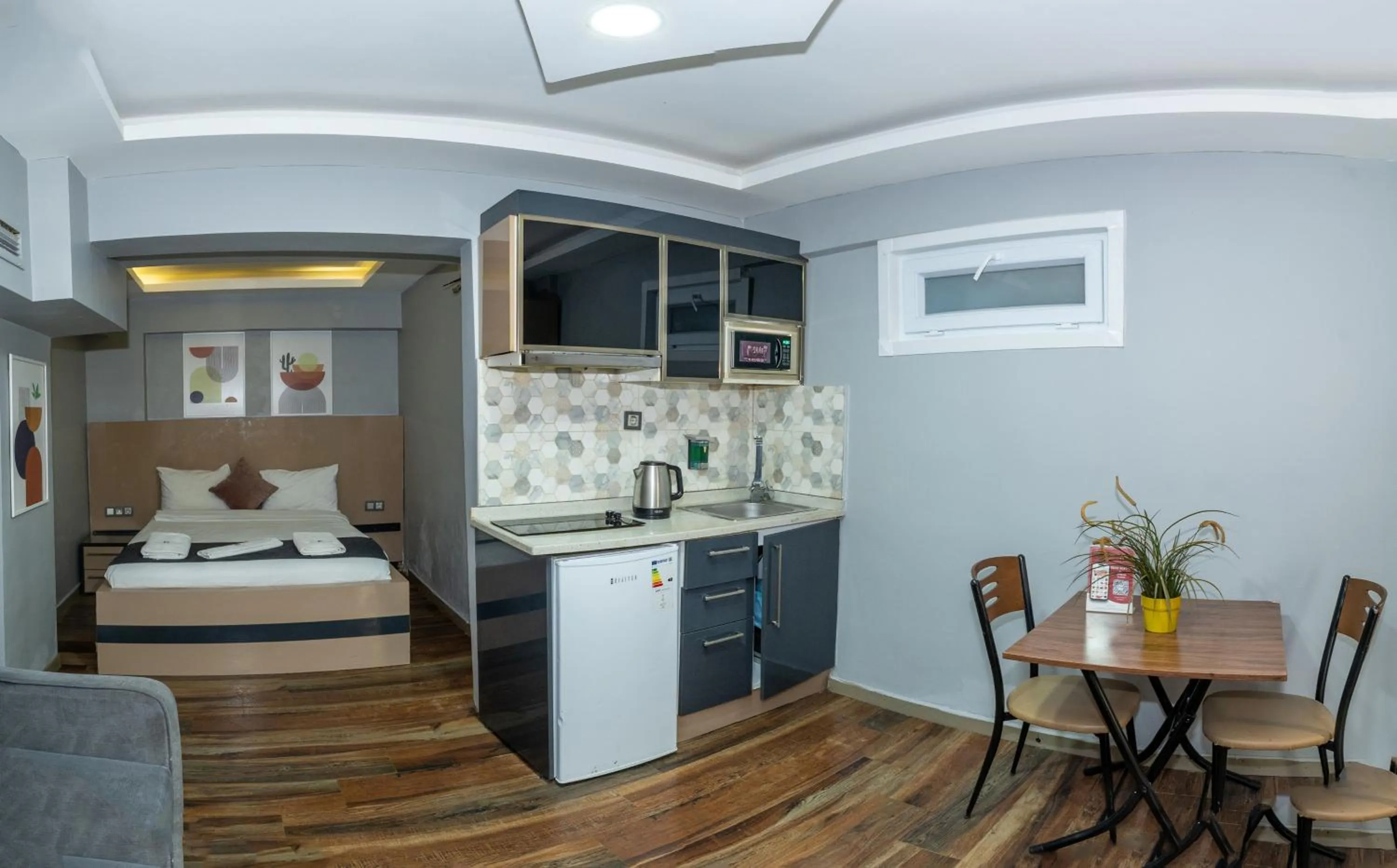 Kitchen or kitchenette in Butterfly House