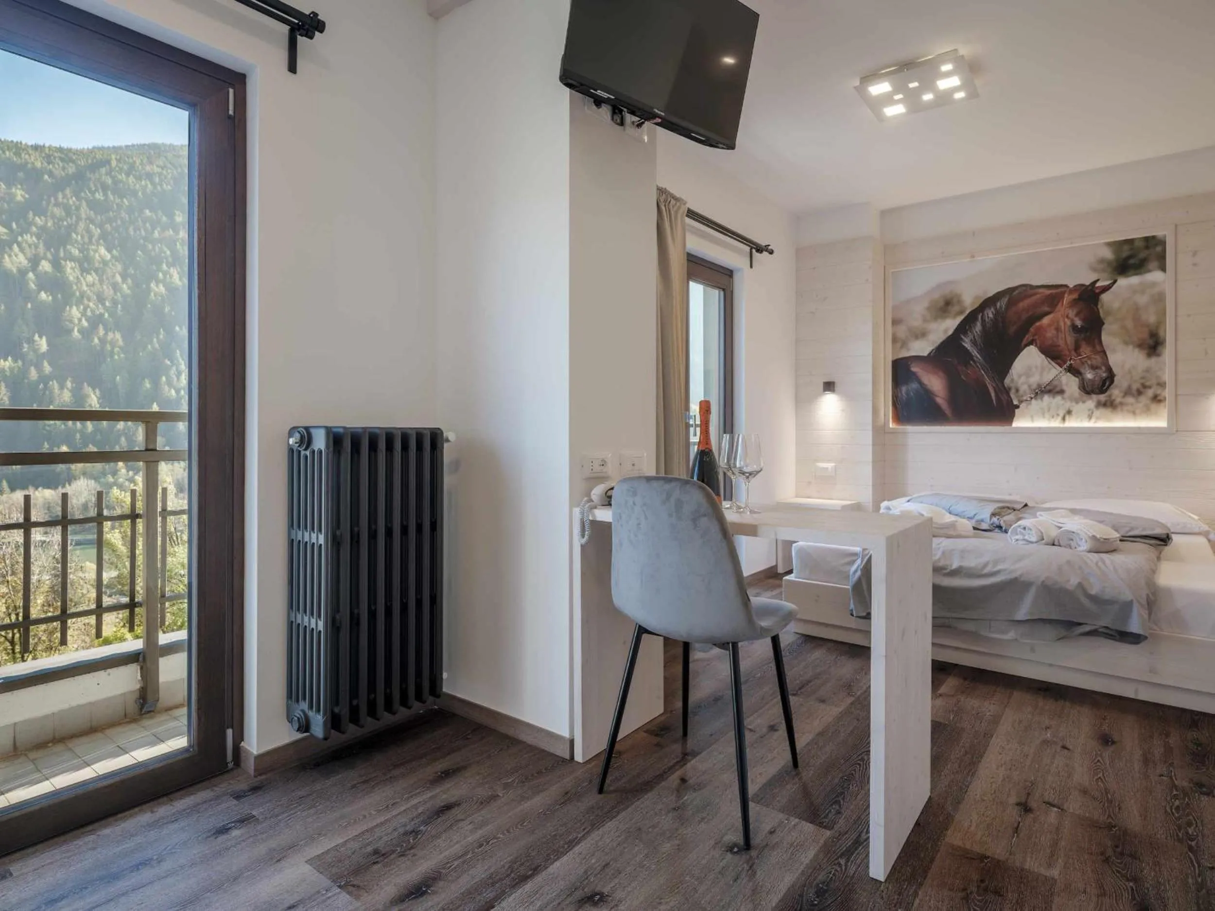 Bedroom in Hotel Garnì Alta Valle