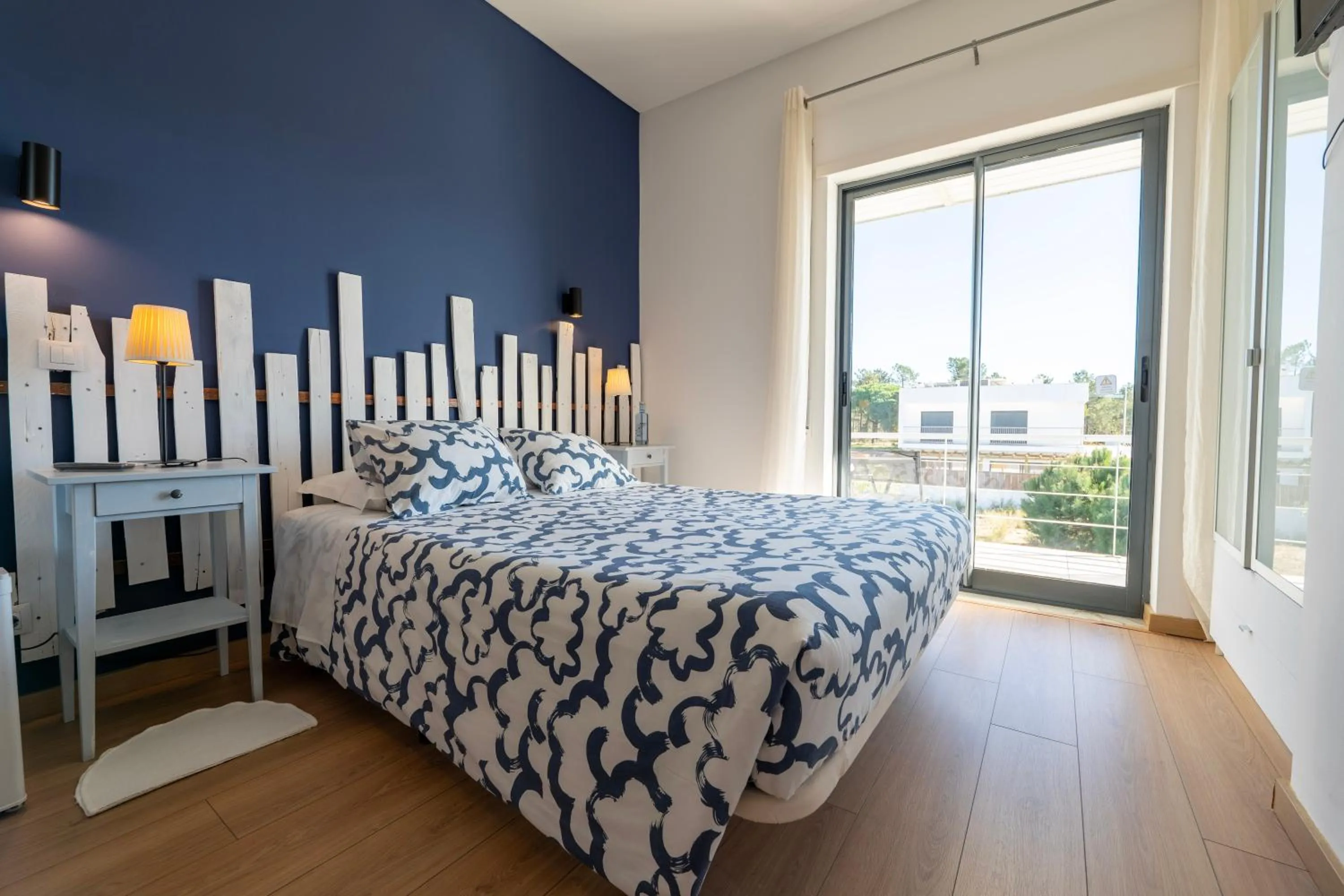 Photo of the whole room, Bed in Alojamento Local Verde e Mar