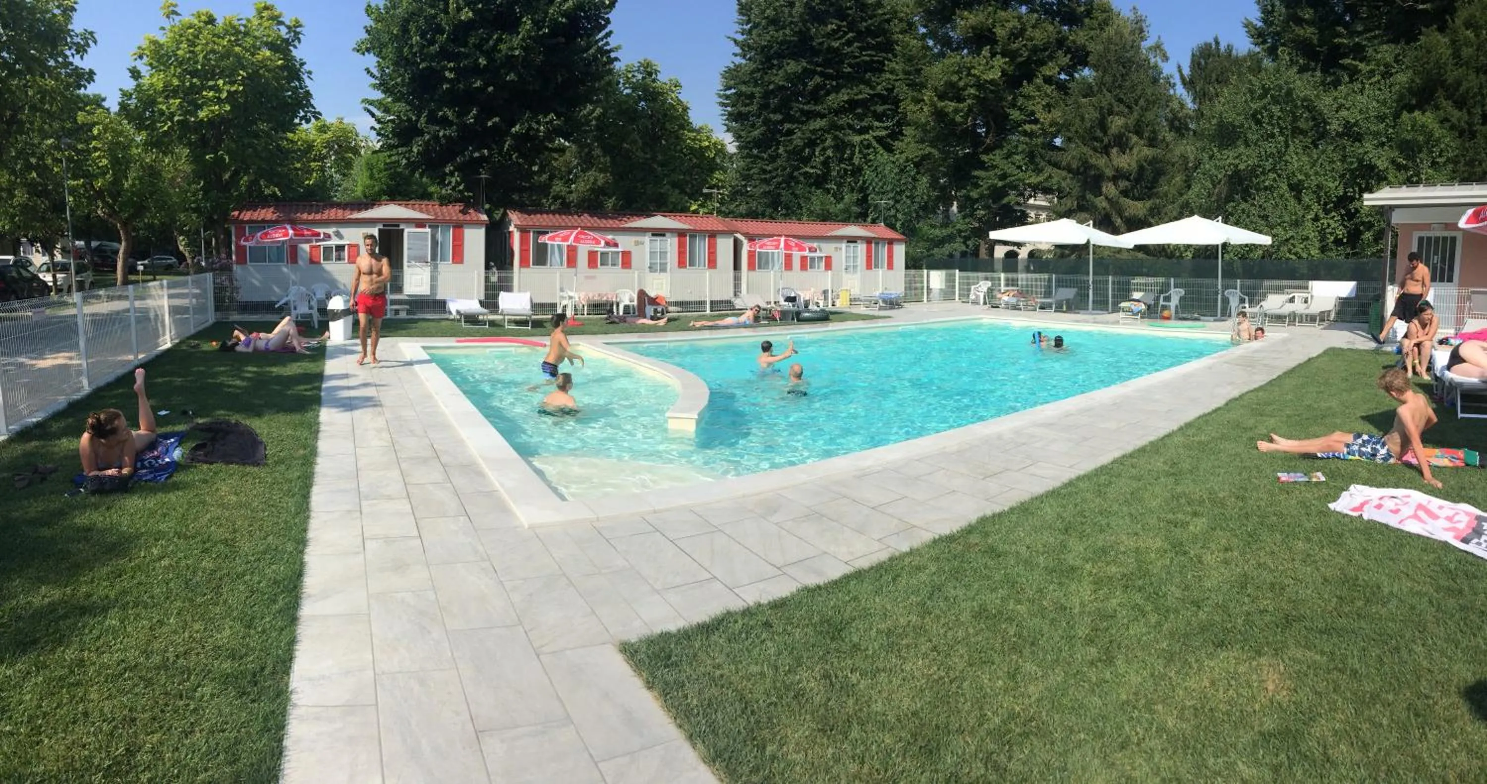 Swimming pool in Camping Serenissima