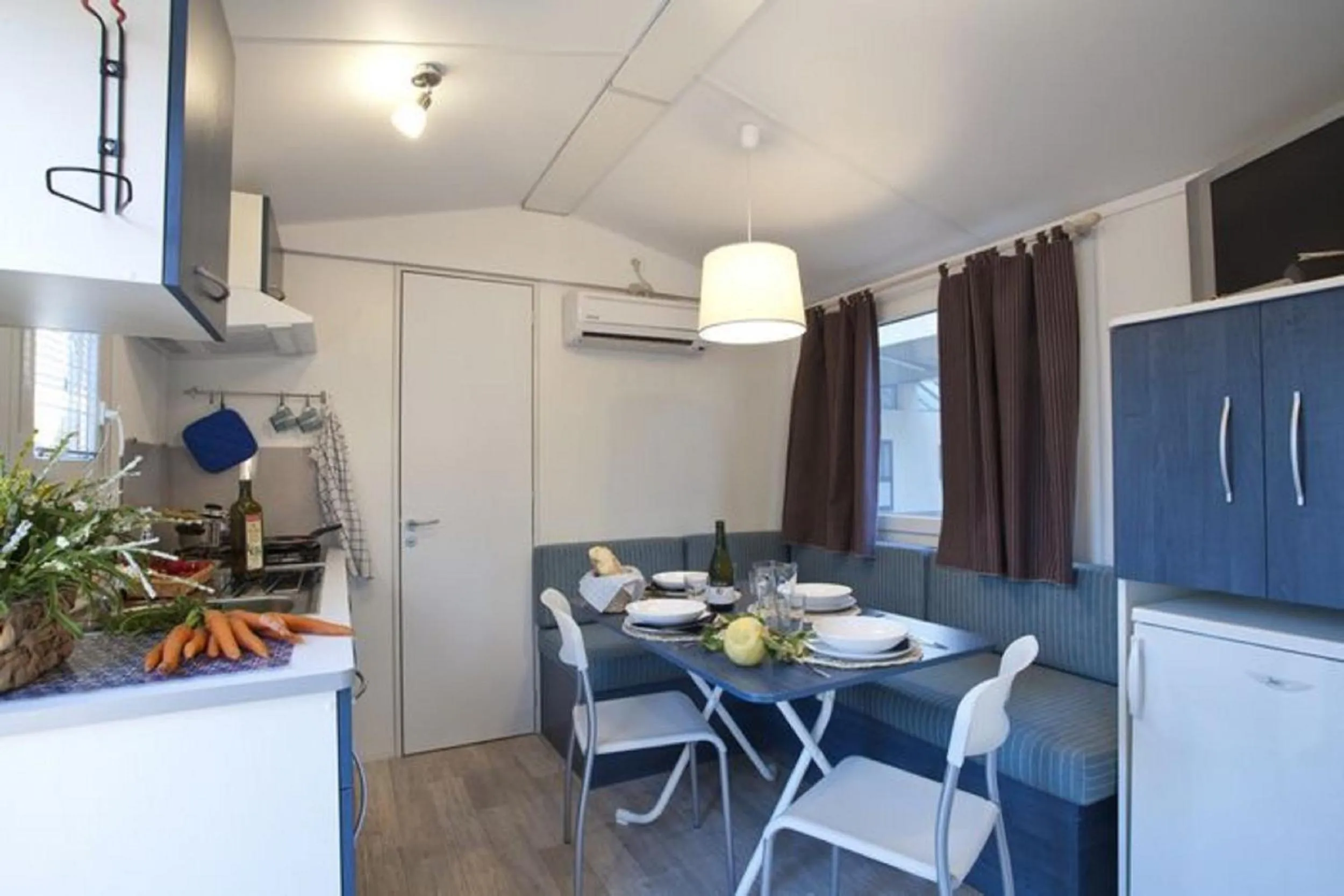 Kitchen or kitchenette in Camping Serenissima