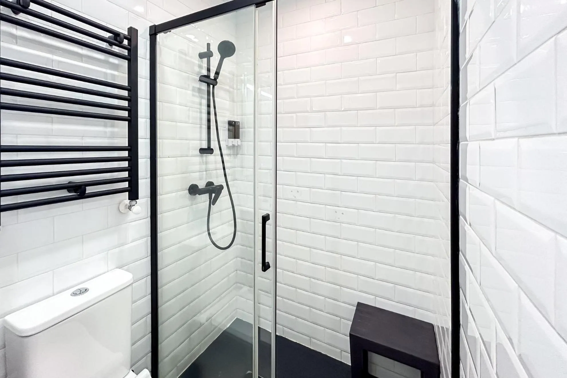 Shower in Ever House - ALCALA AIRE Gran TERRAZA ROOFTOP