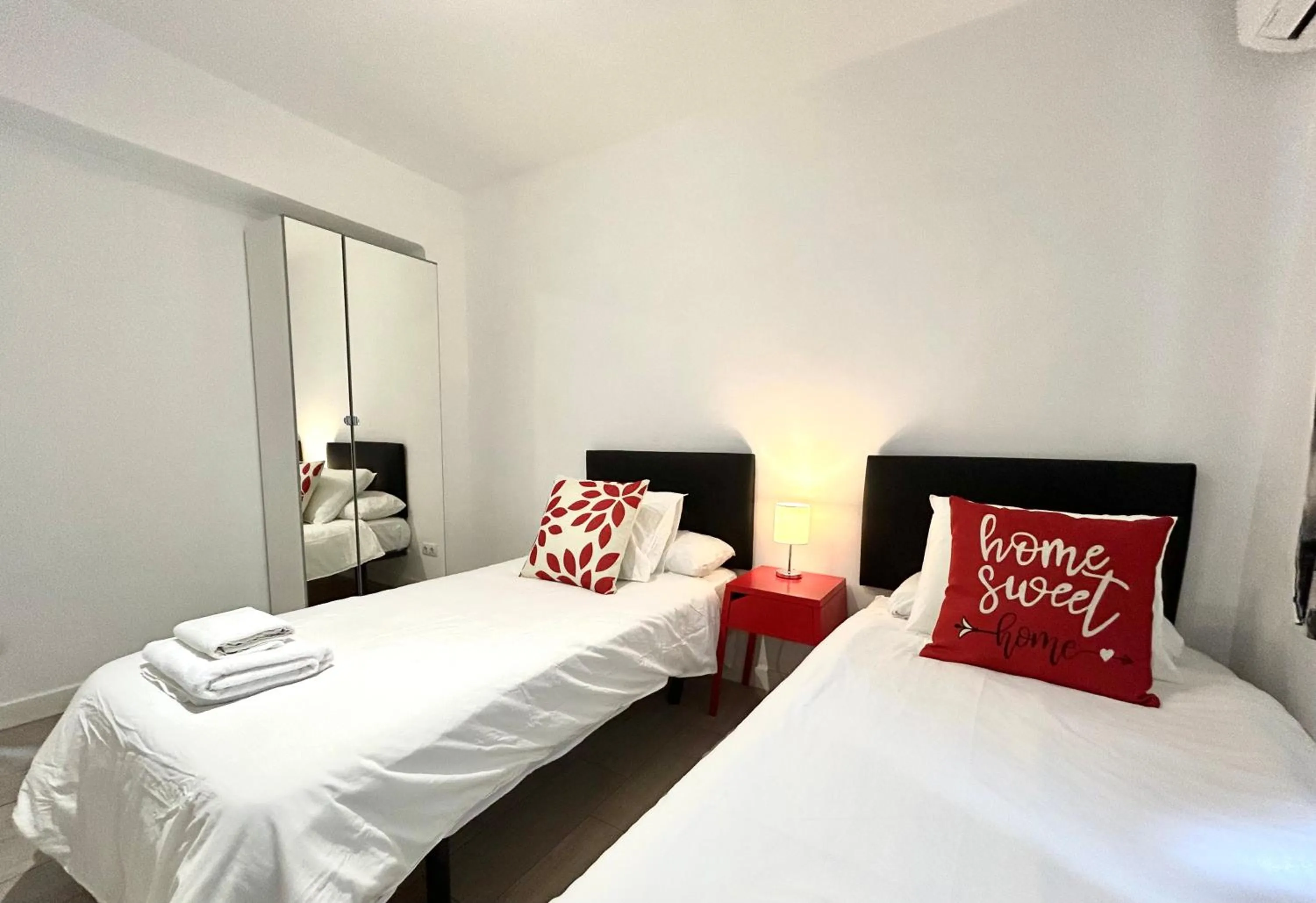 Bed in Ever House - ALCALA AIRE Gran TERRAZA ROOFTOP