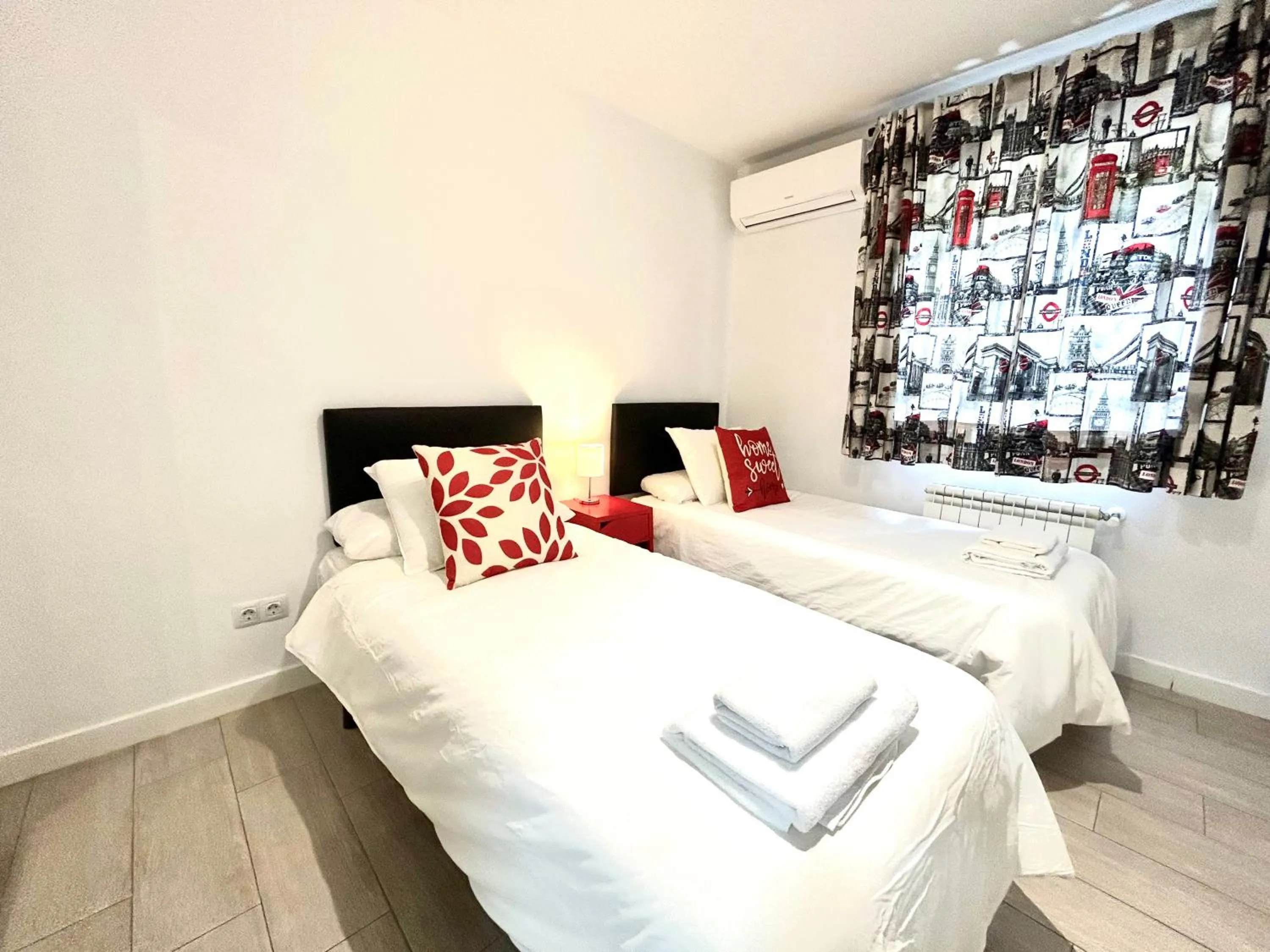 Bed in Ever House - ALCALA AIRE Gran TERRAZA ROOFTOP