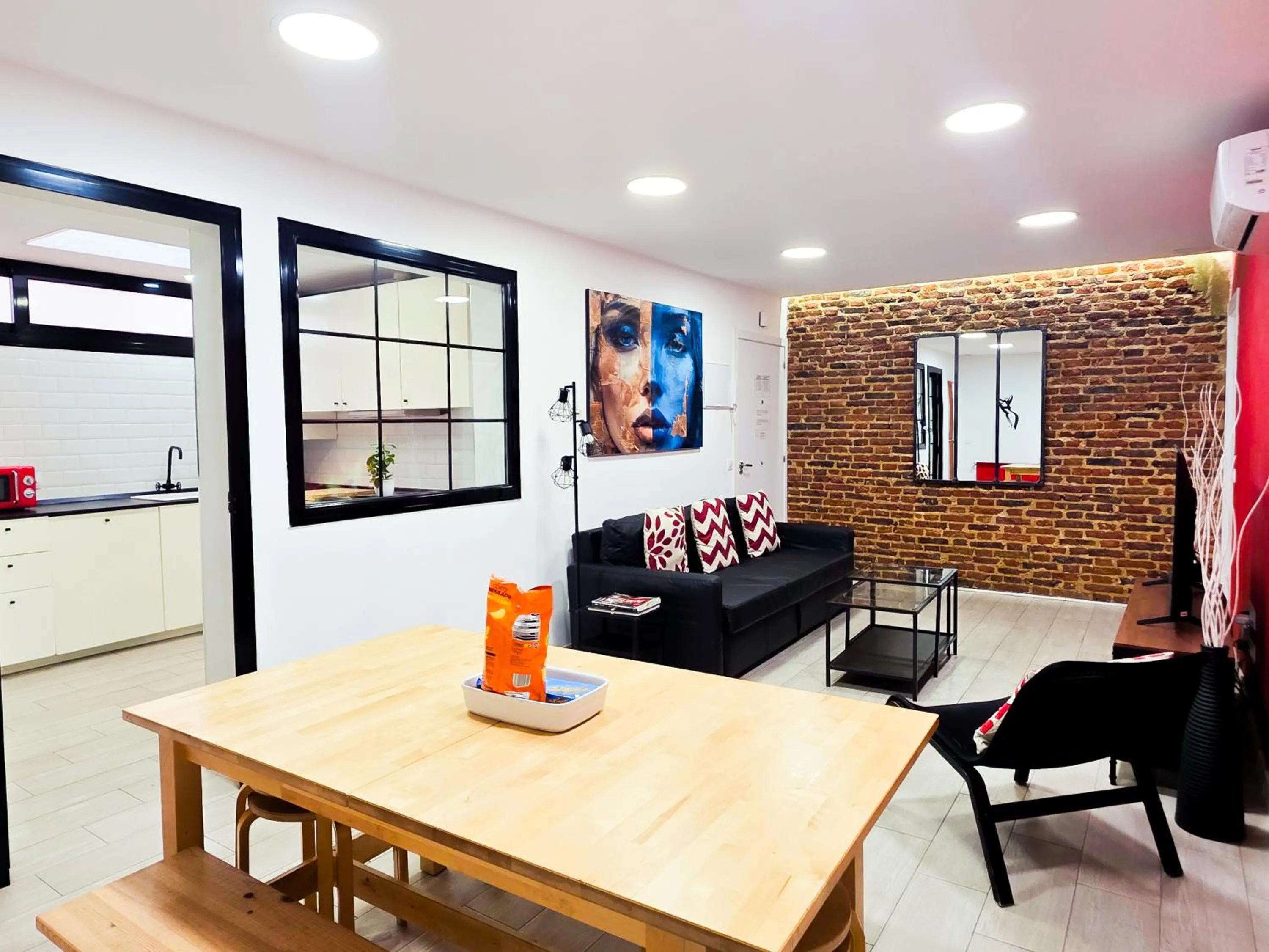 Kitchen or kitchenette in Ever House - ALCALA AIRE Gran TERRAZA ROOFTOP