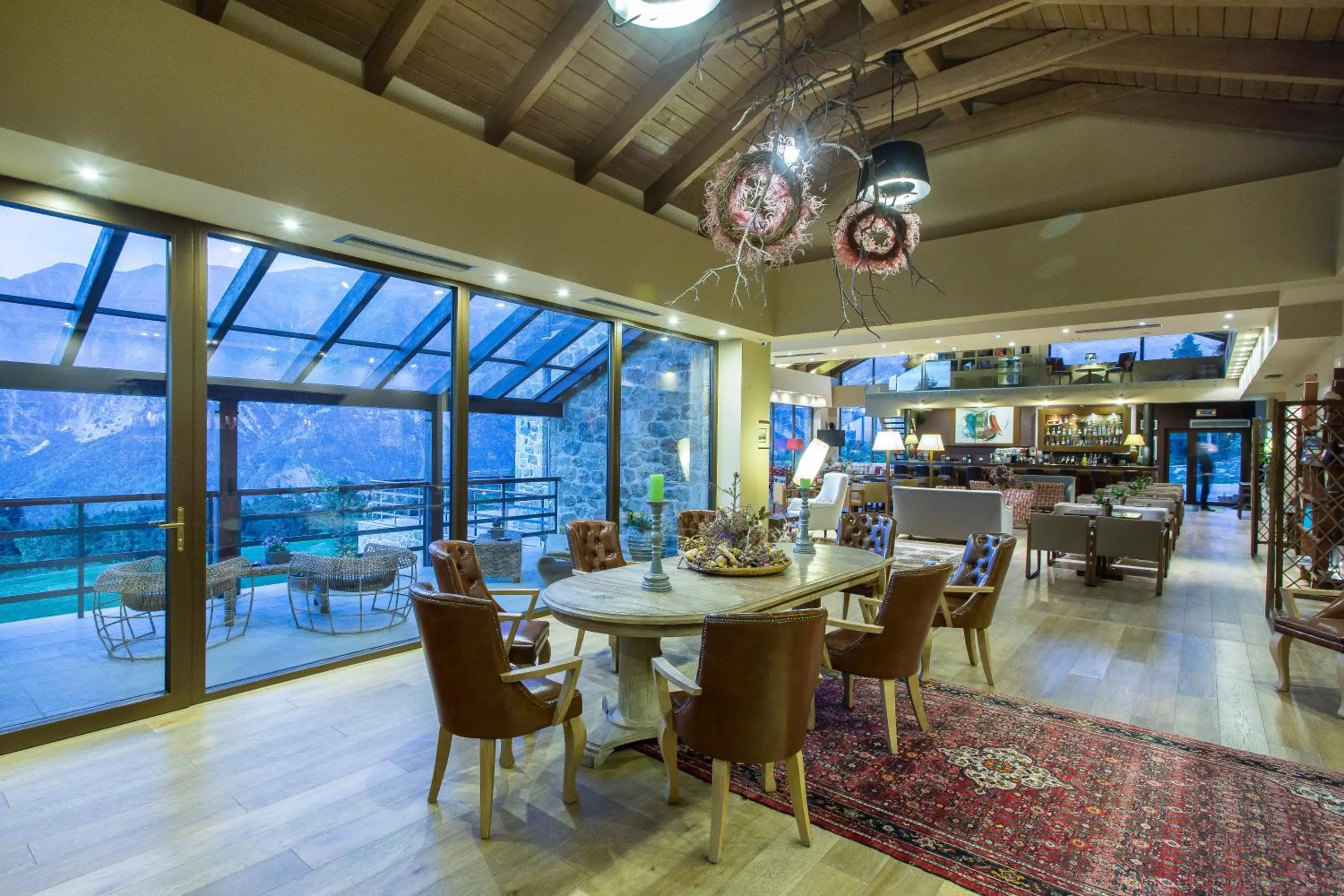 Restaurant/places to eat in Orizontes Tzoumerkon Hotel Resort