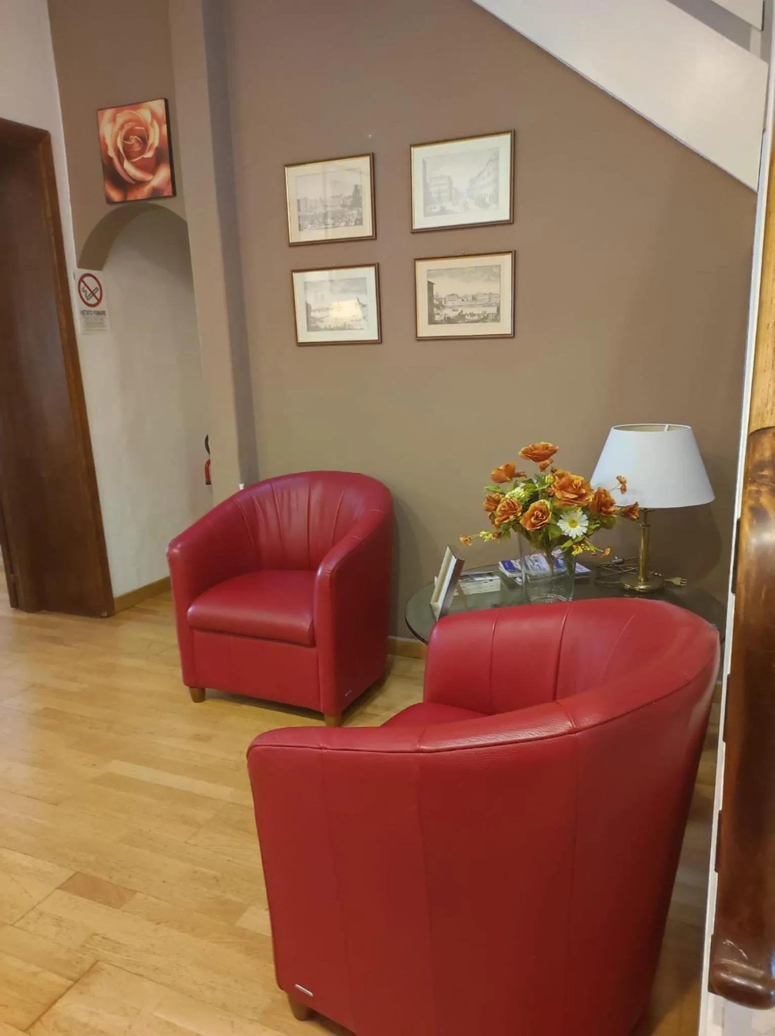 Lobby or reception in La Petite Maison