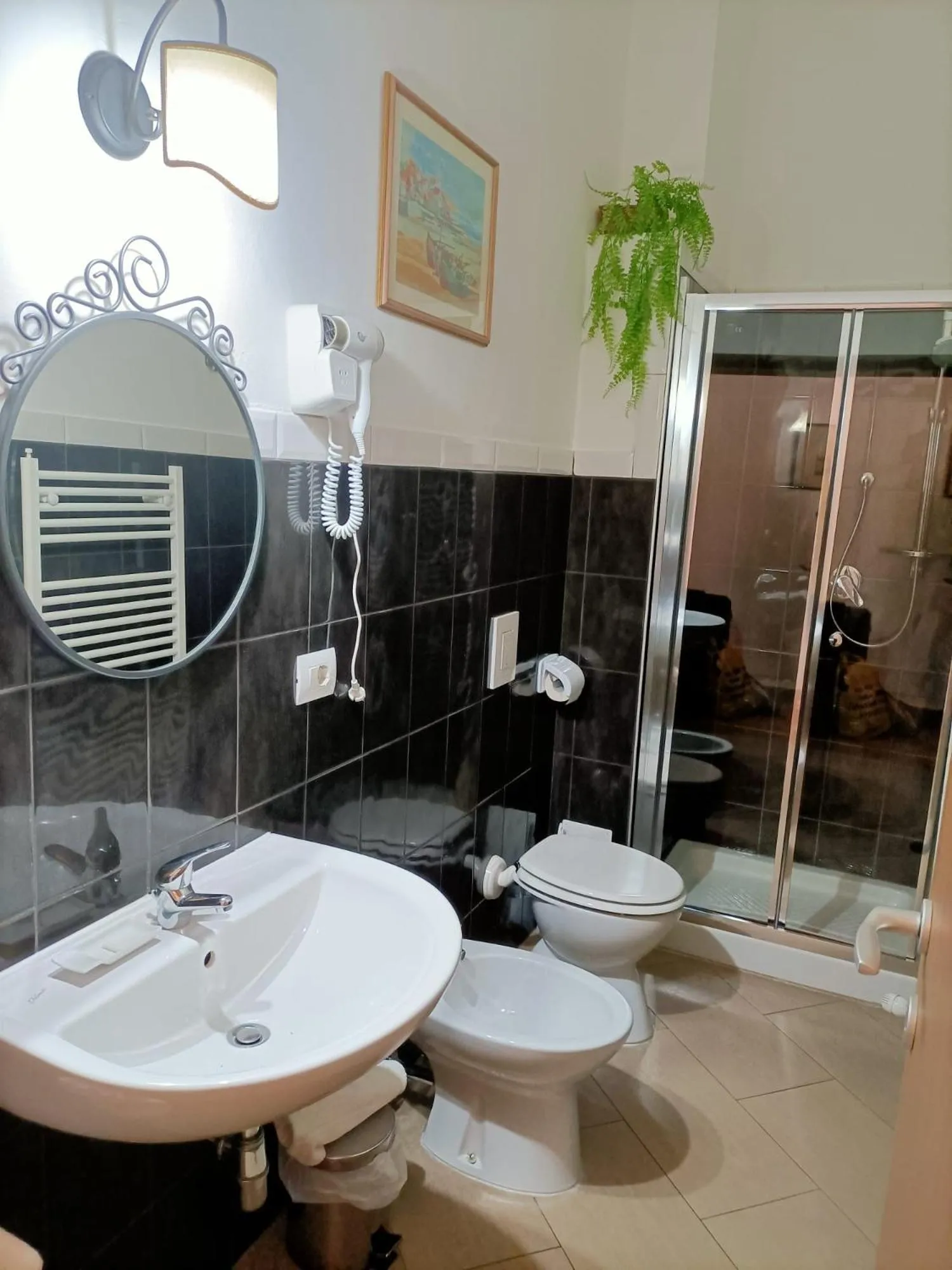 Bathroom in La Petite Maison