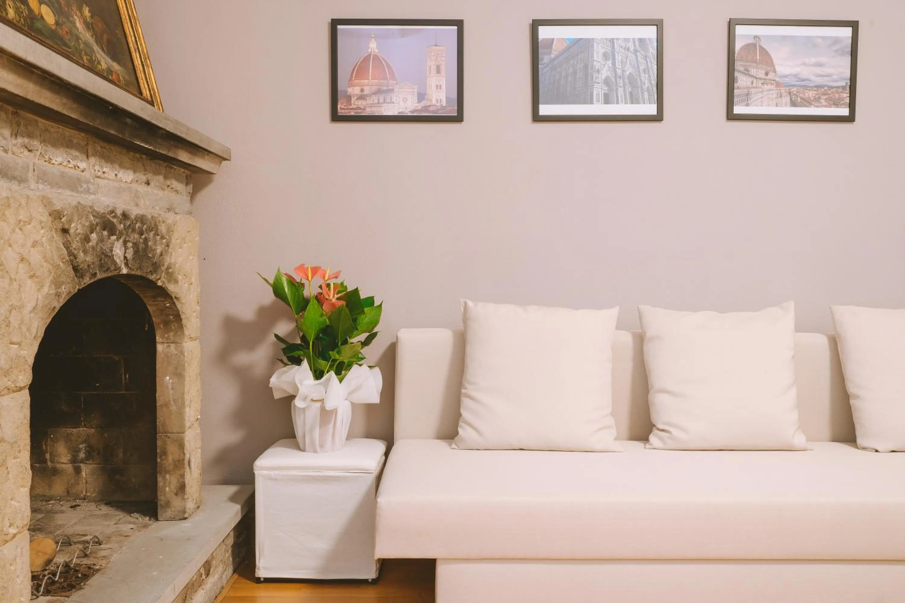 flat iron in La Petite Maison