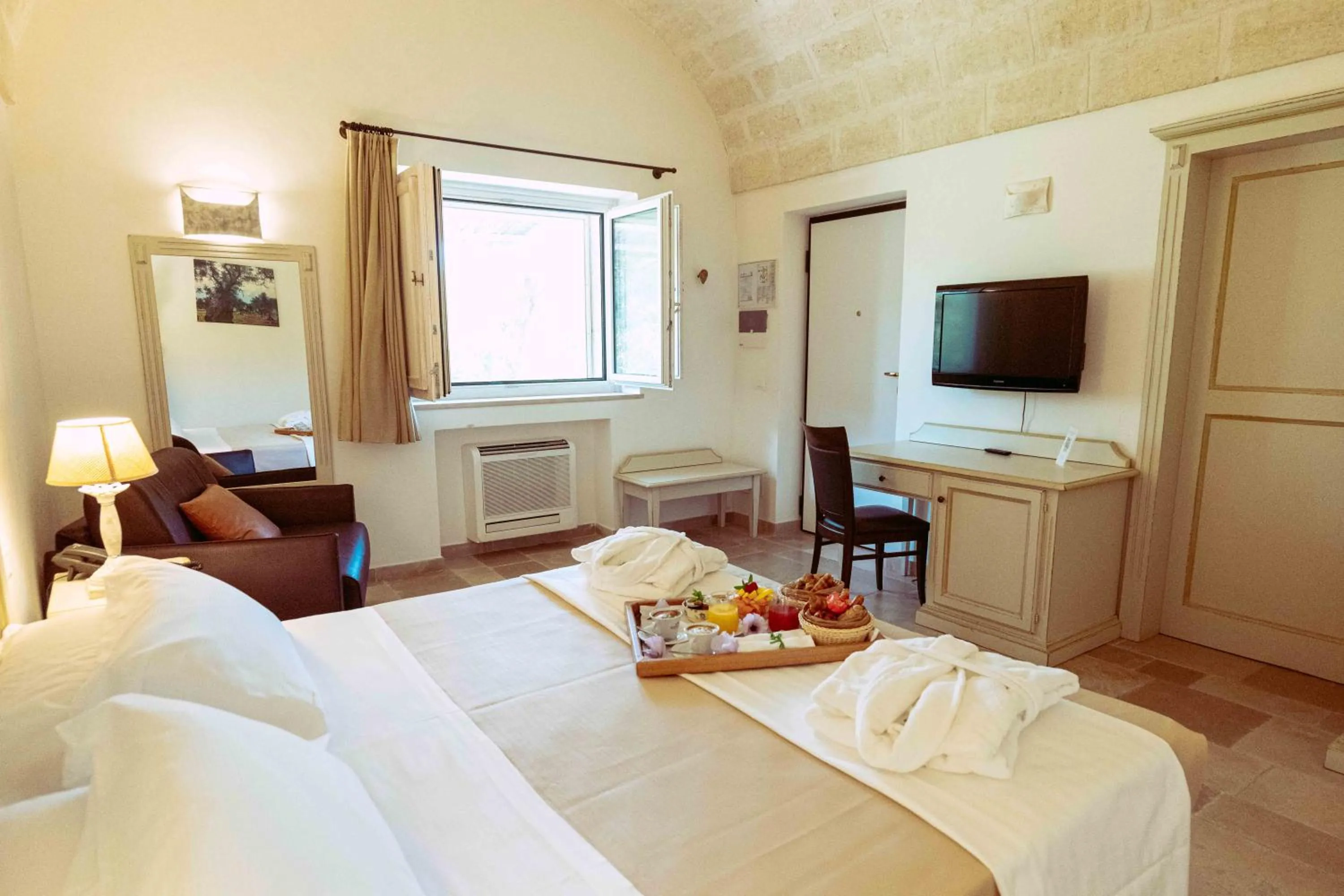 Bed in Casale del Murgese Country Resort