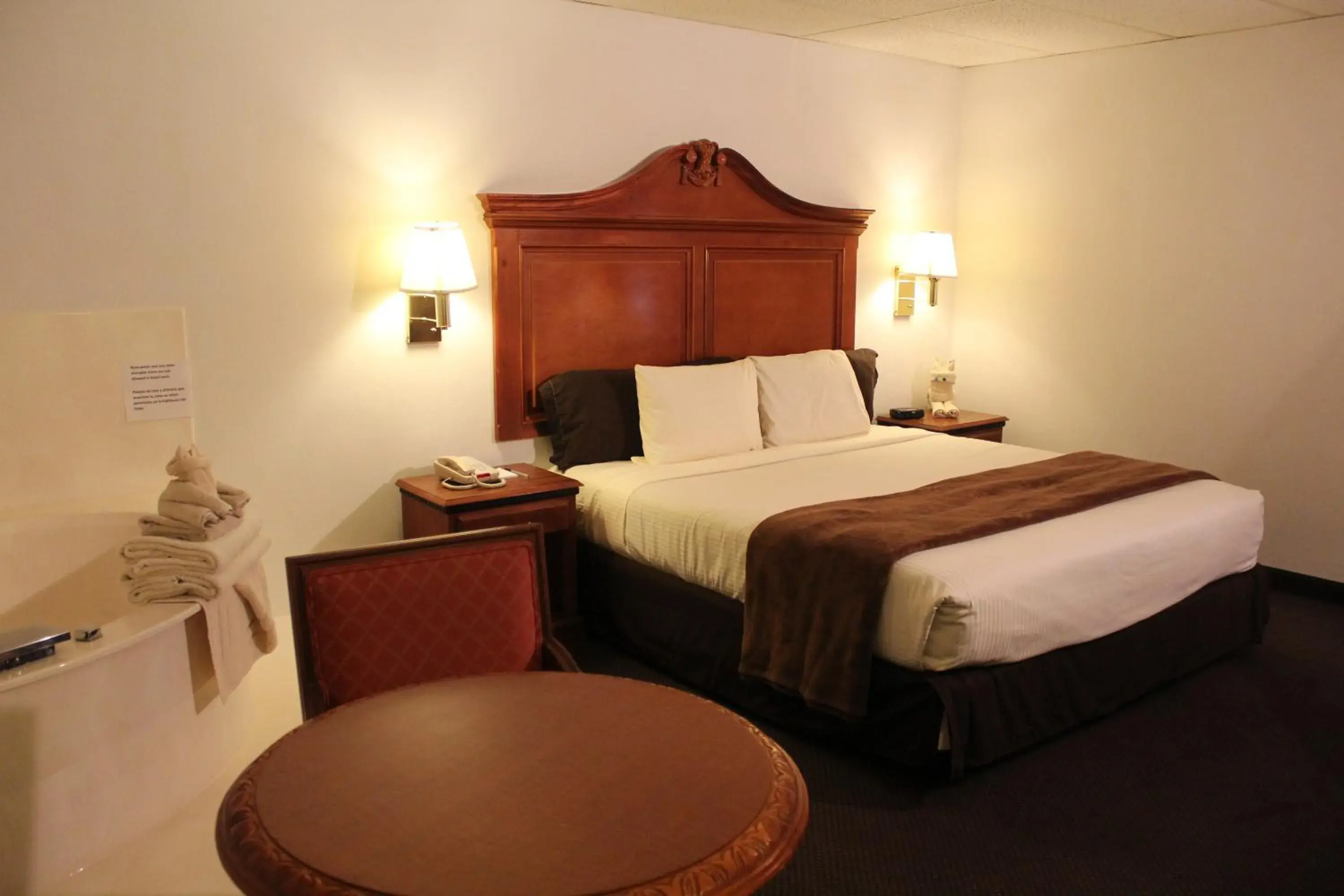 Large Single Room - single occupancy in Dodge House Hotel Large Single Room - single occupancy in Dodge House Hotel