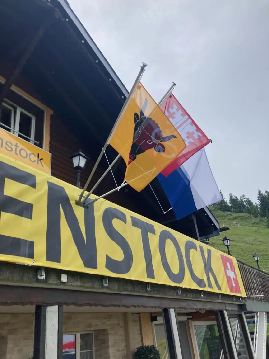 Property building in Klewenalp Ausflugs-Ski-Pistenhotel Klewenstock