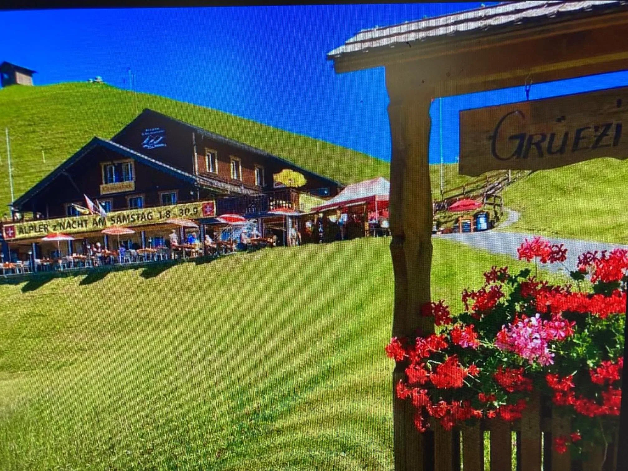Property building in Klewenalp Ausflugs-Ski-Pistenhotel Klewenstock