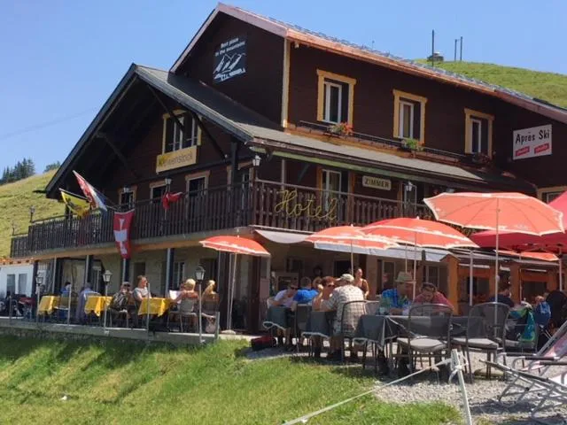 Garden in Klewenalp Ausflugs-Ski-Pistenhotel Klewenstock