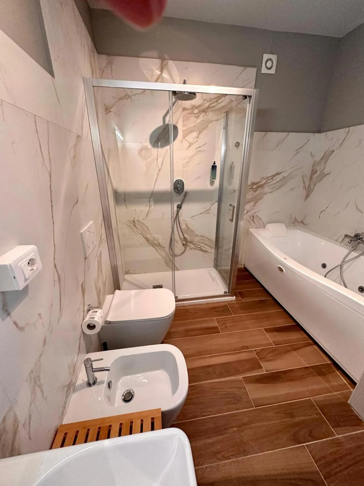 HH Hermoso Housing ALESSANDRIA