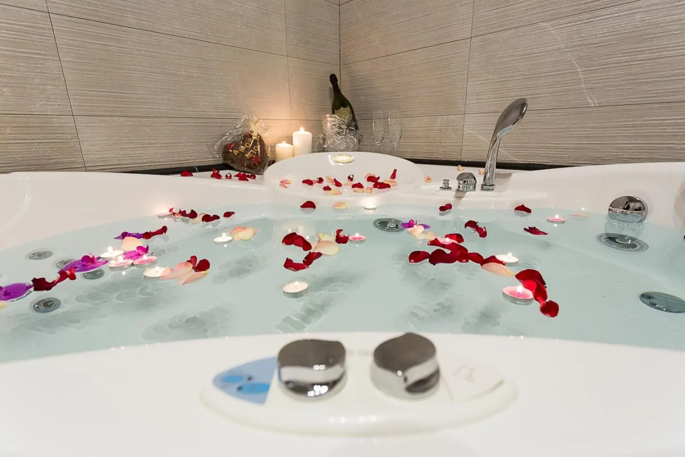 HH Hermoso Housing ALESSANDRIA