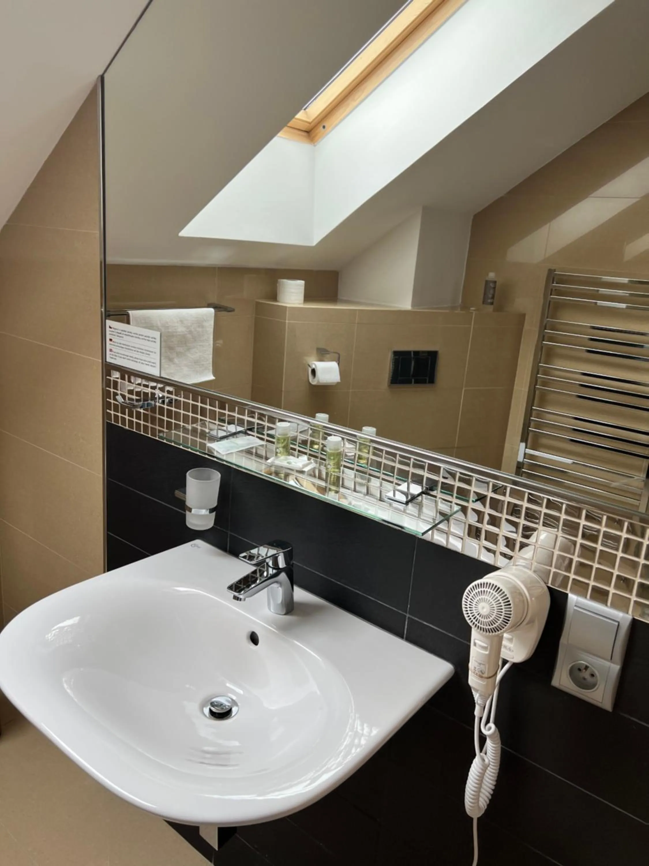 Hotel Krušnohorský Dvůr