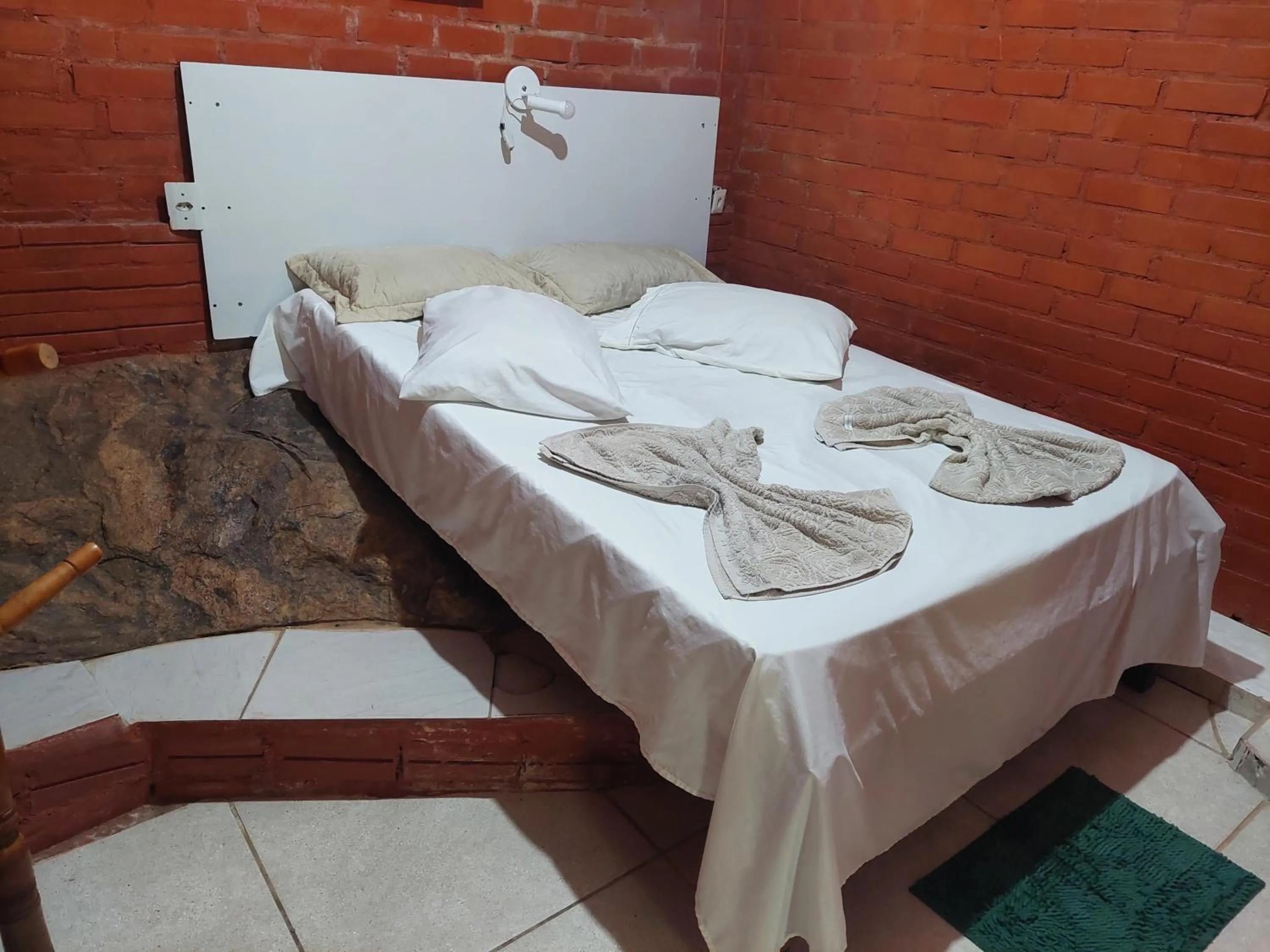Bed in Pousada, Camping e Restaurante do Sô Ito