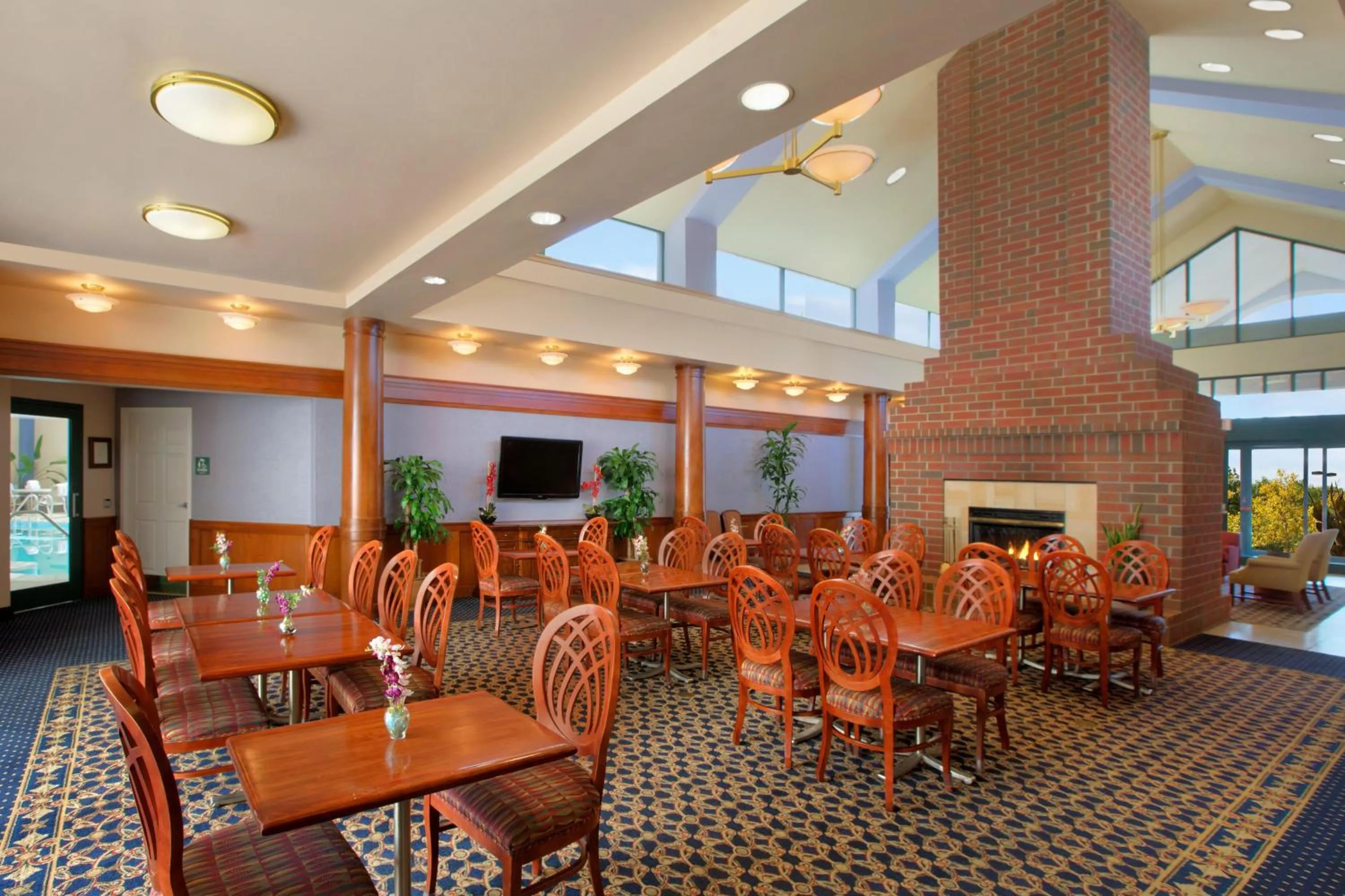 Lobby or reception in Homewood Suites by Hilton Falls Church