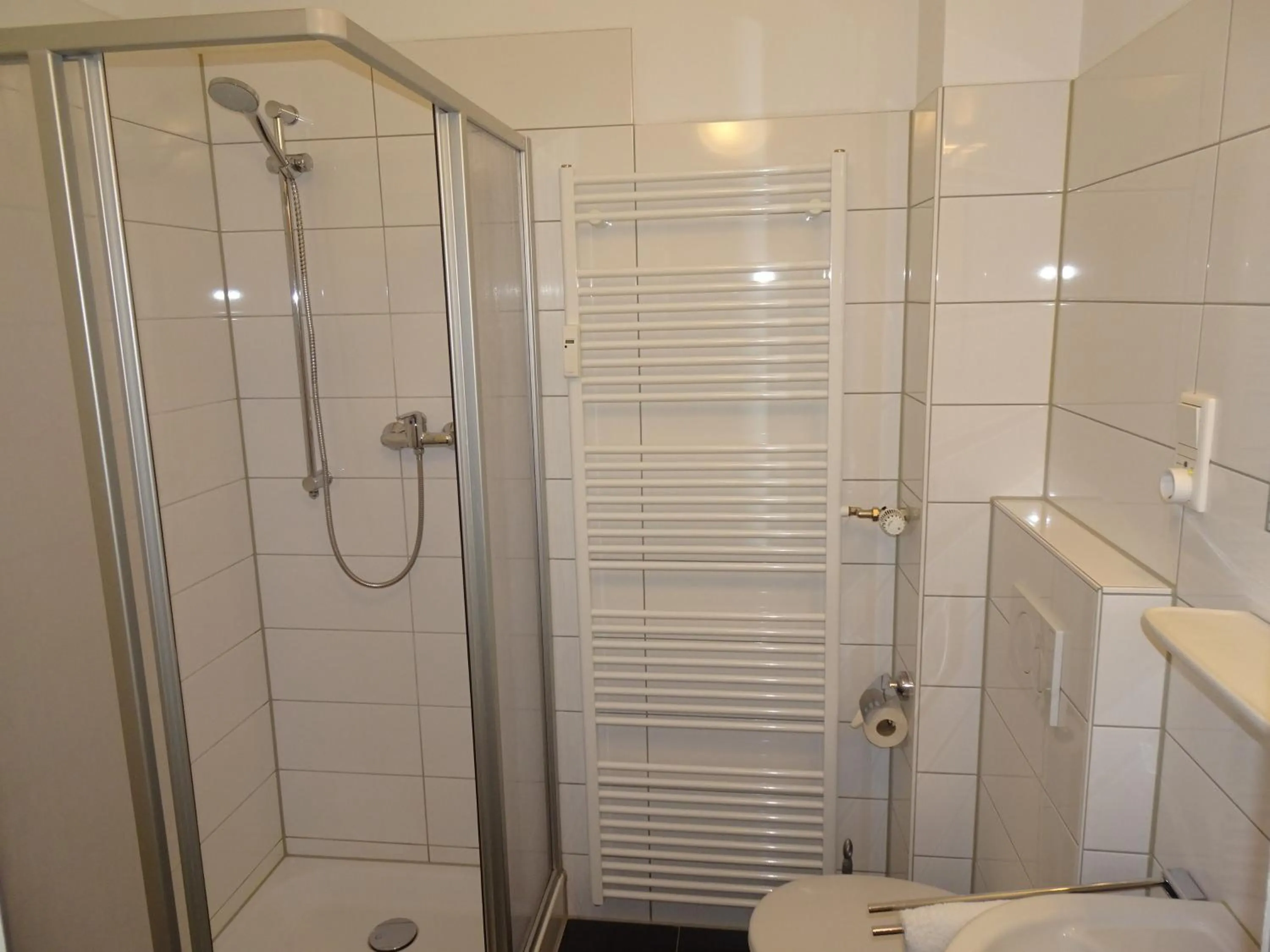 Shower in Gästehaus Grupello
