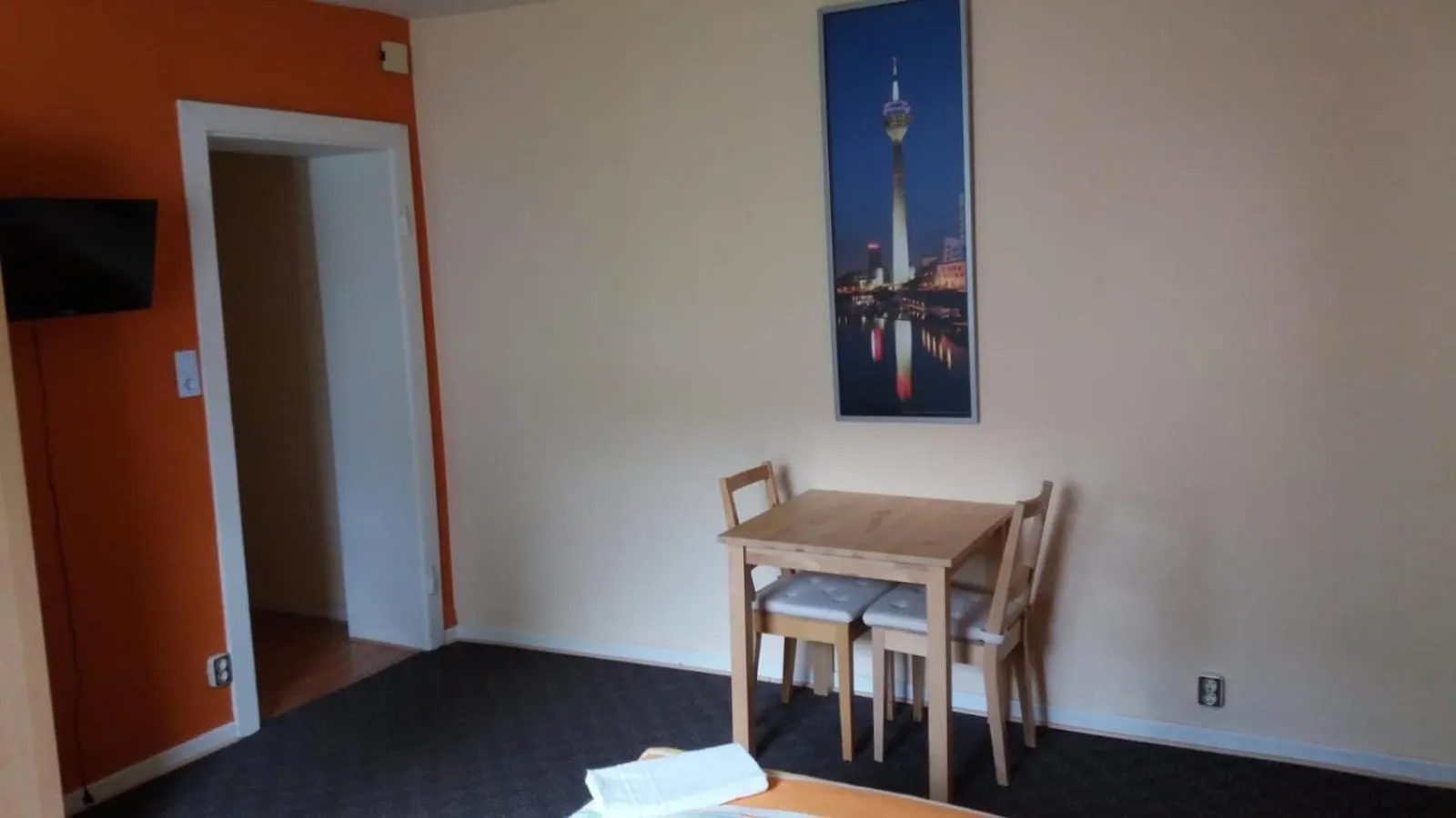 Photo of the whole room in Gästehaus Grupello