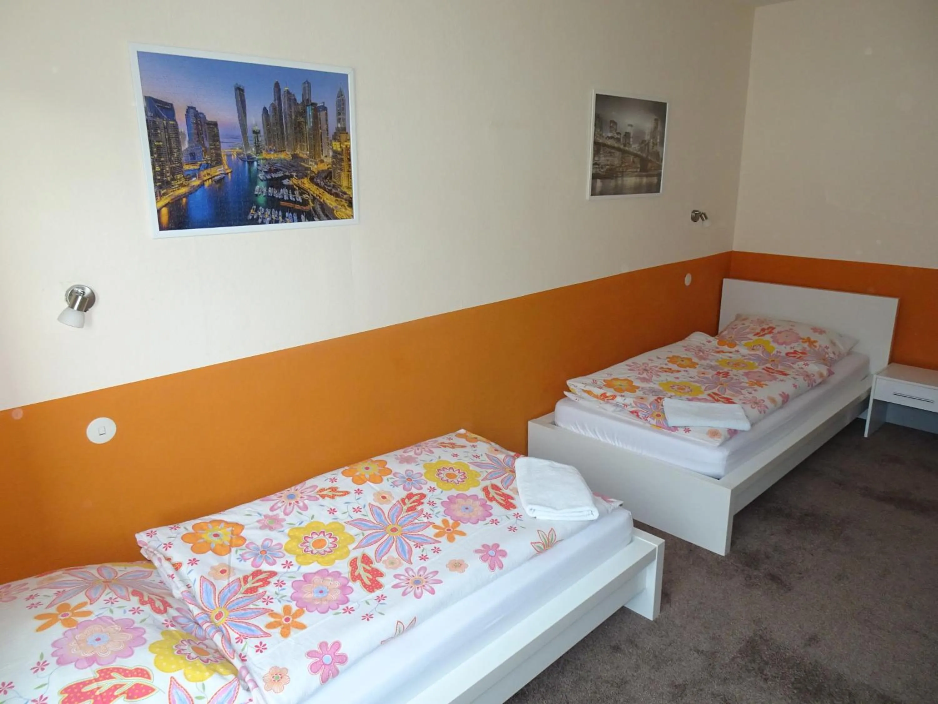 Photo of the whole room, Bed in Gästehaus Grupello