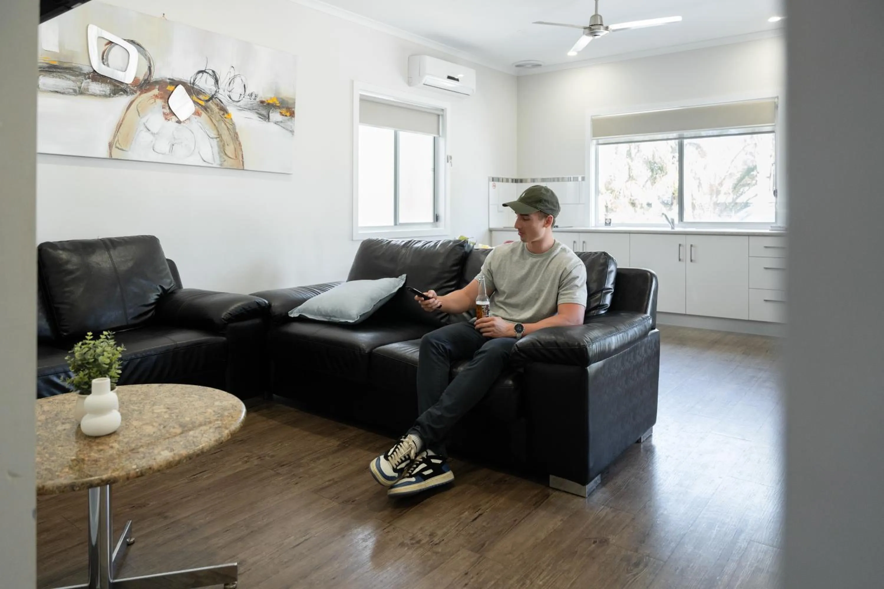 Living room in Highway 1 Holiday & Lifestyle Park