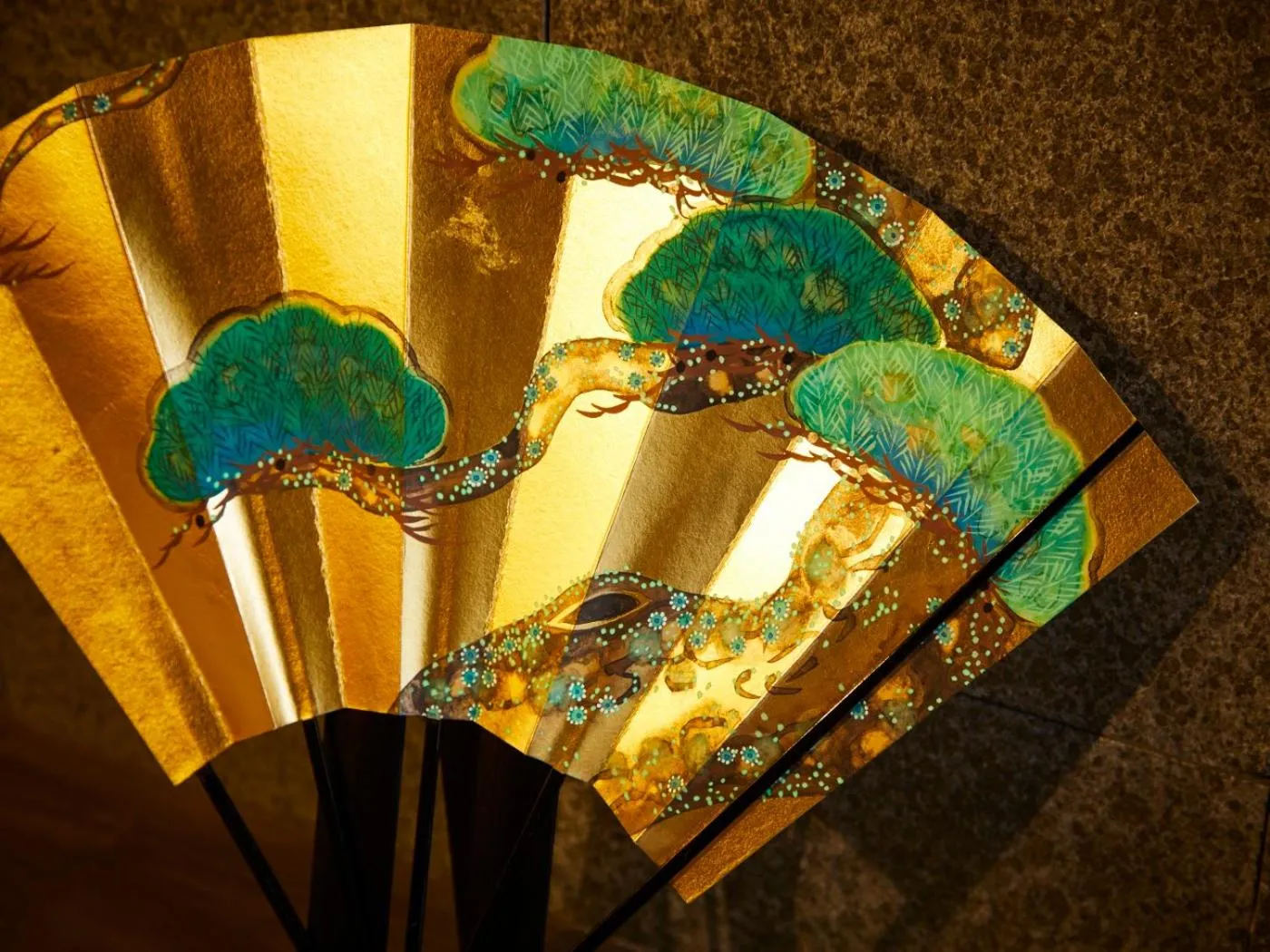 Decorative detail in Rinn Premium Nijo Castle North