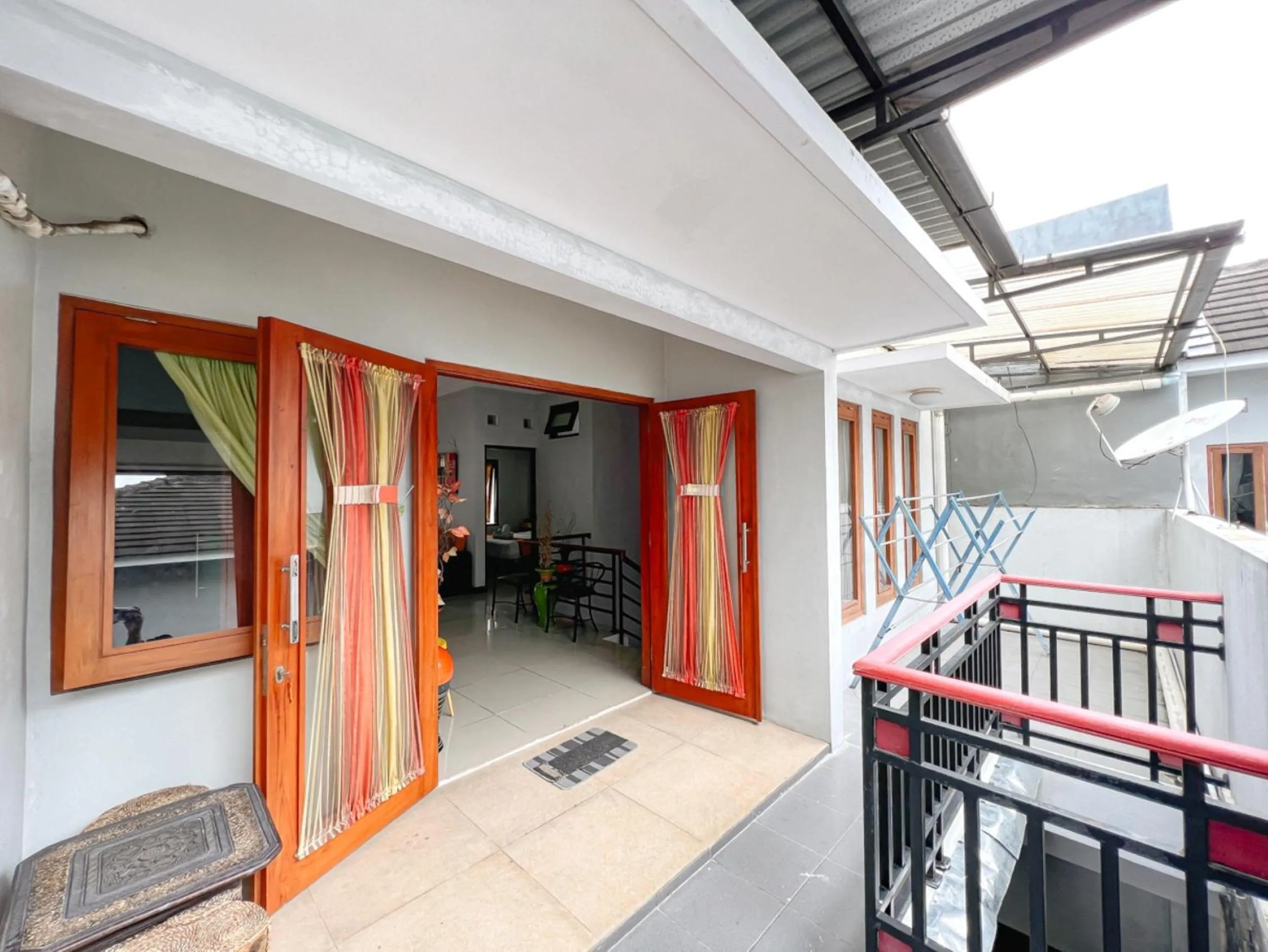 Balcony/Terrace in Homestay Simply Homy Jogja dekat Ambarukmo plaza